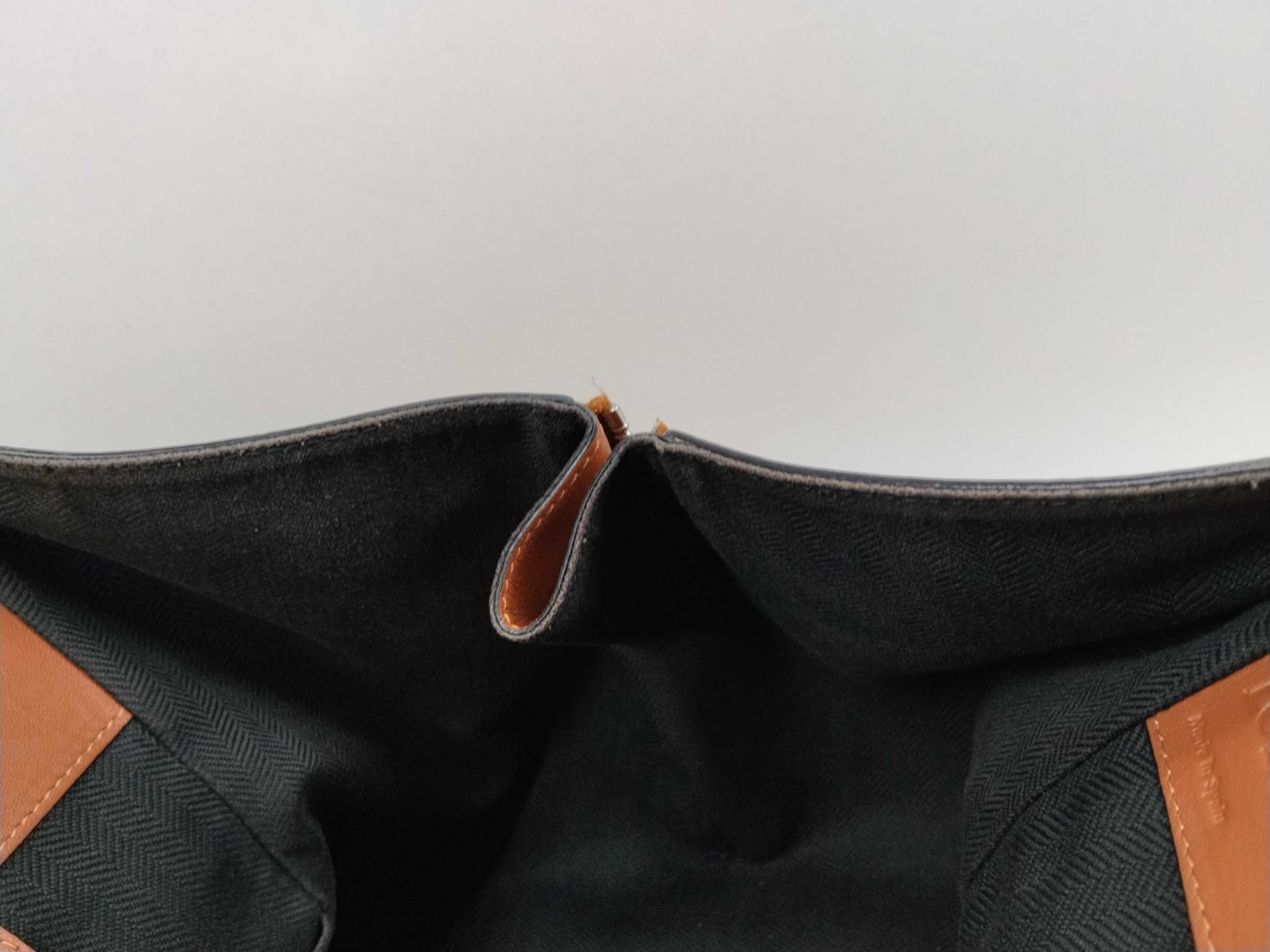 Hammock Compact Handbag — view 11