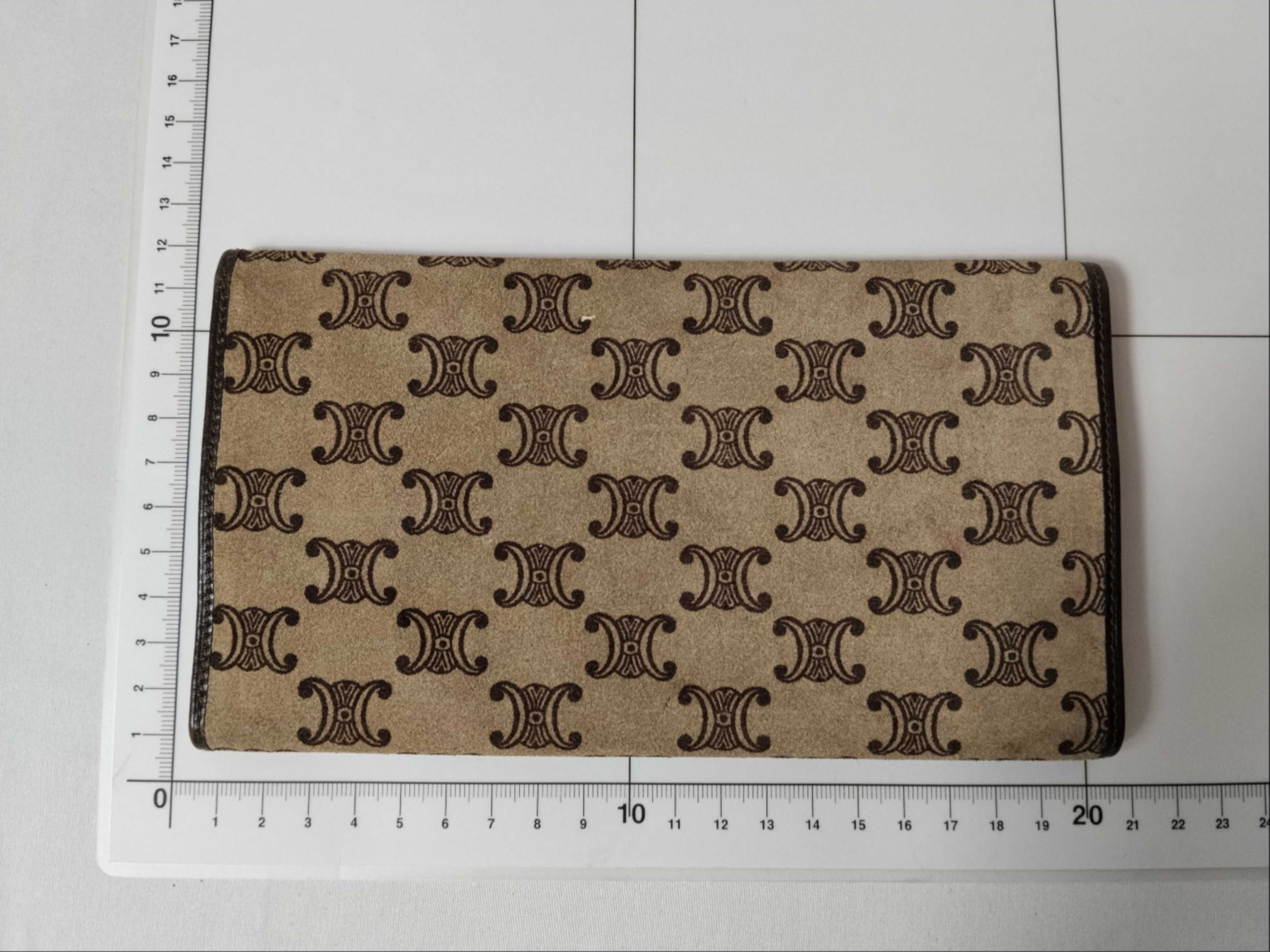 wallet — view 2