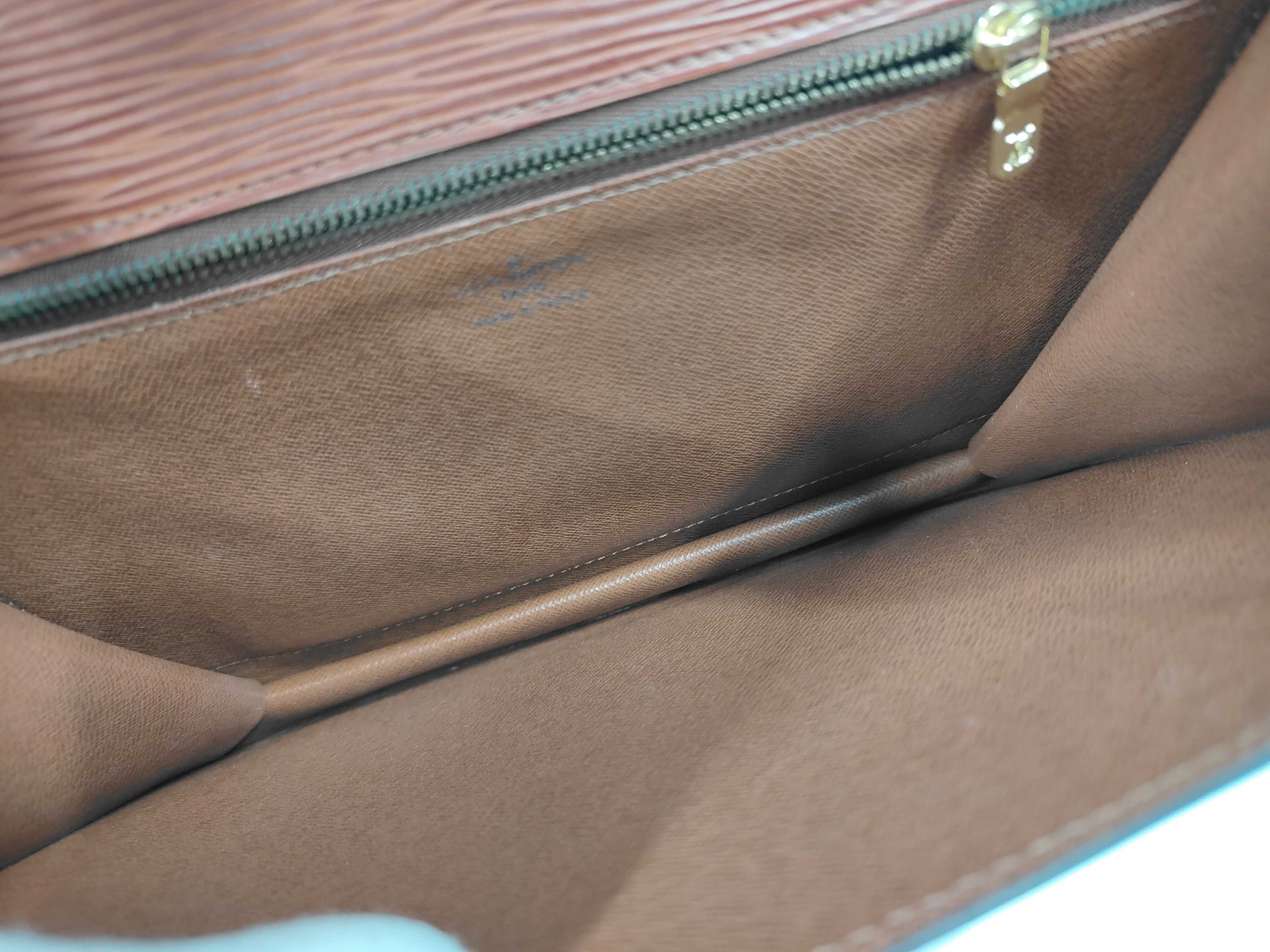Epi Monceau handbag, brown, no strap, SR1904. — view 9