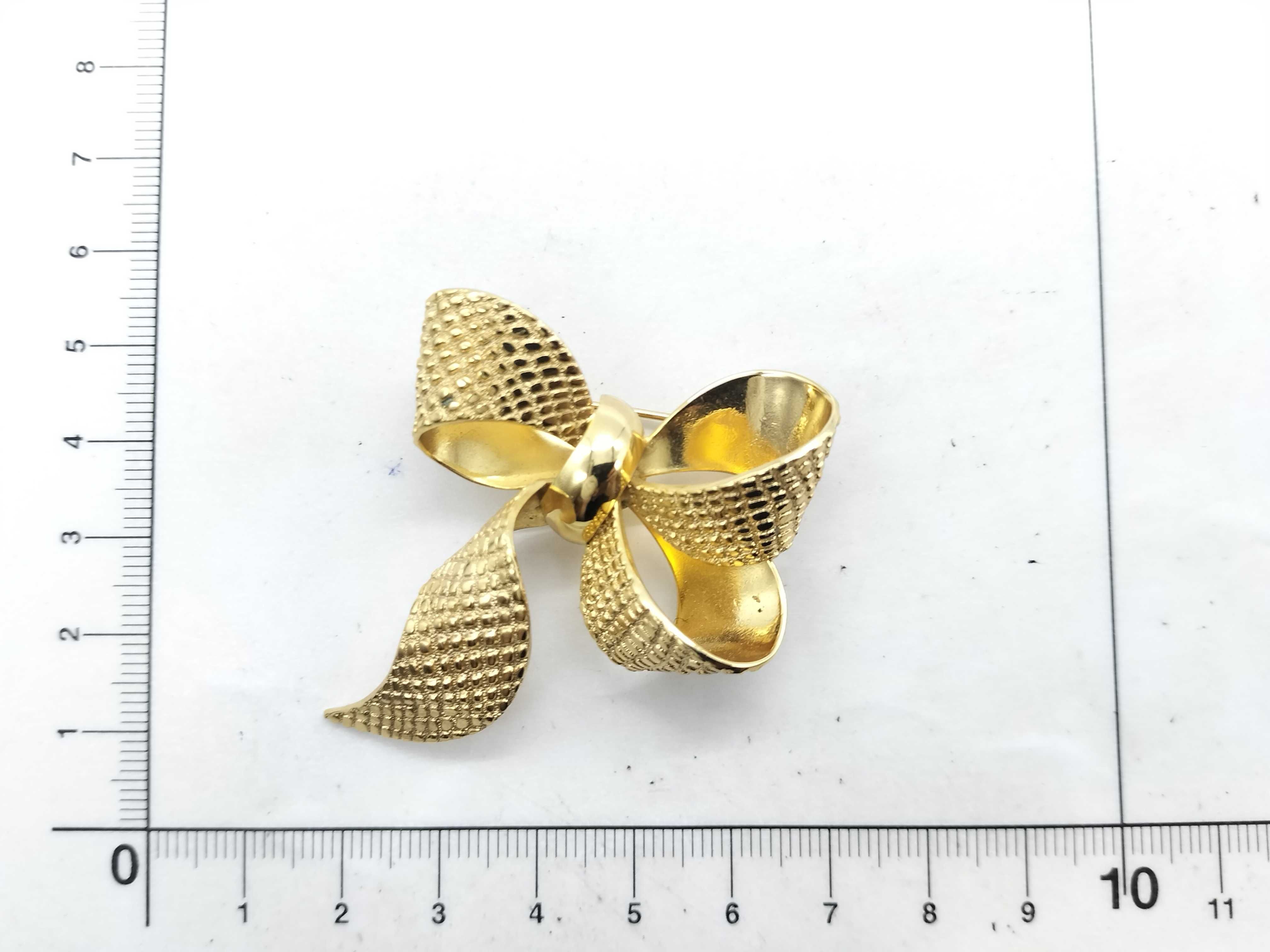 Vintage Brooch — view 6