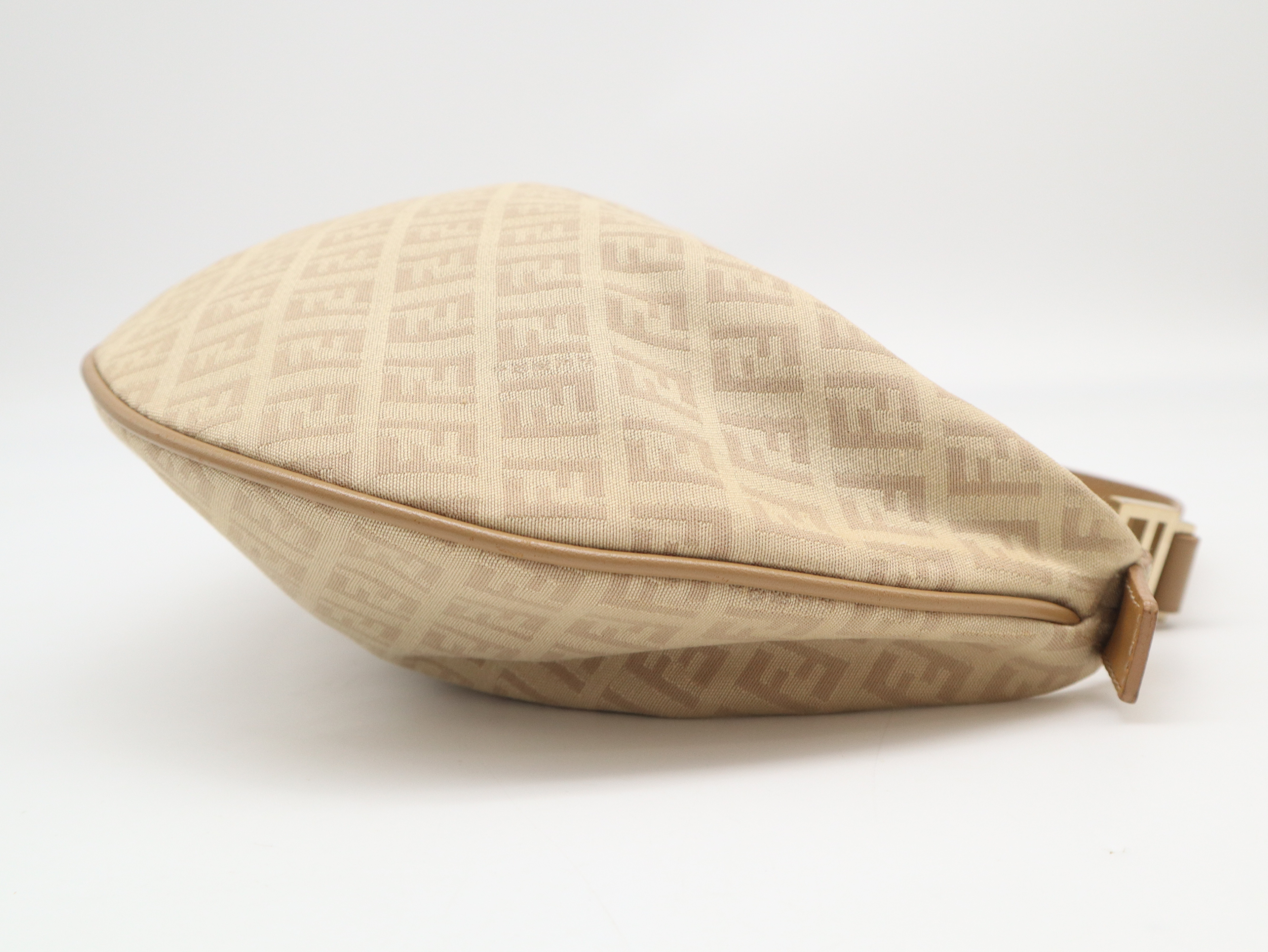 Zucchino Shoulder Bag, Beige Shoulder Bag — view 4