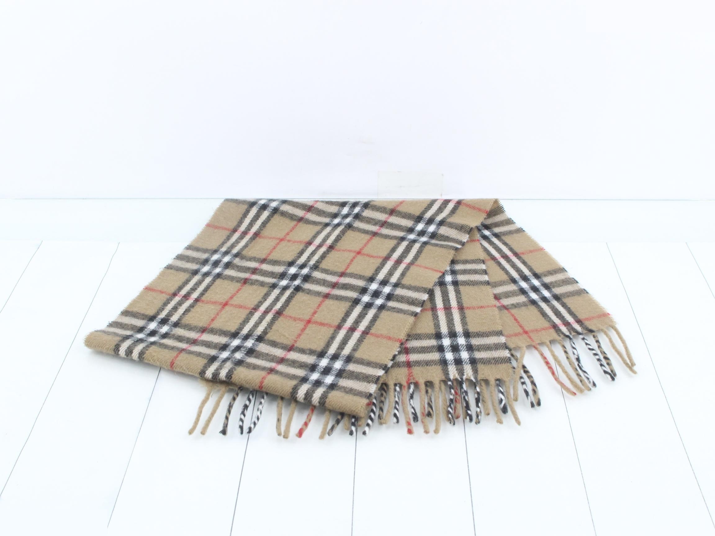 Other lines: Small items, accessories, and scarves — view 3