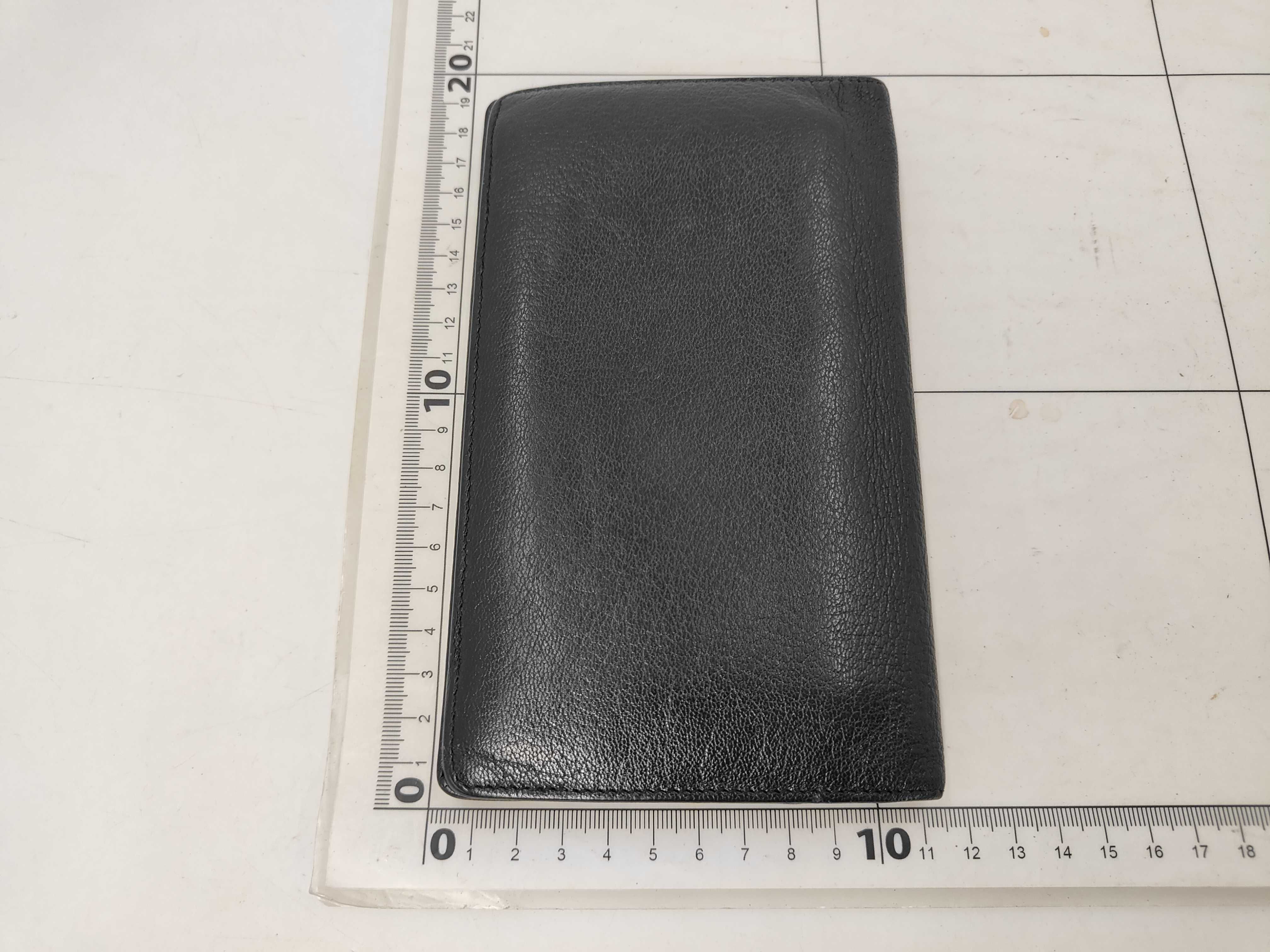 wallet — view 2