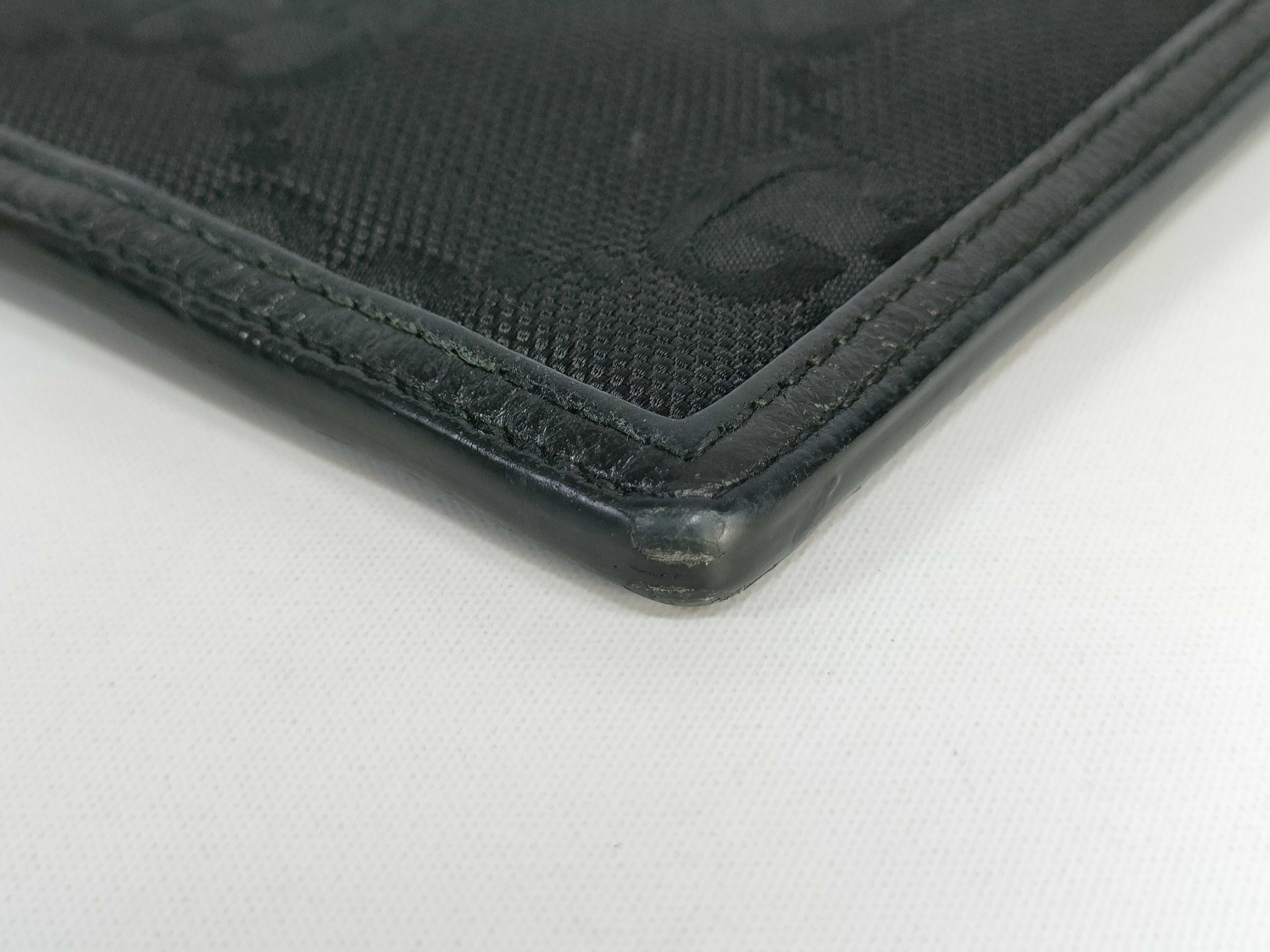 Off the Grid Clutch Bag Black — view 3