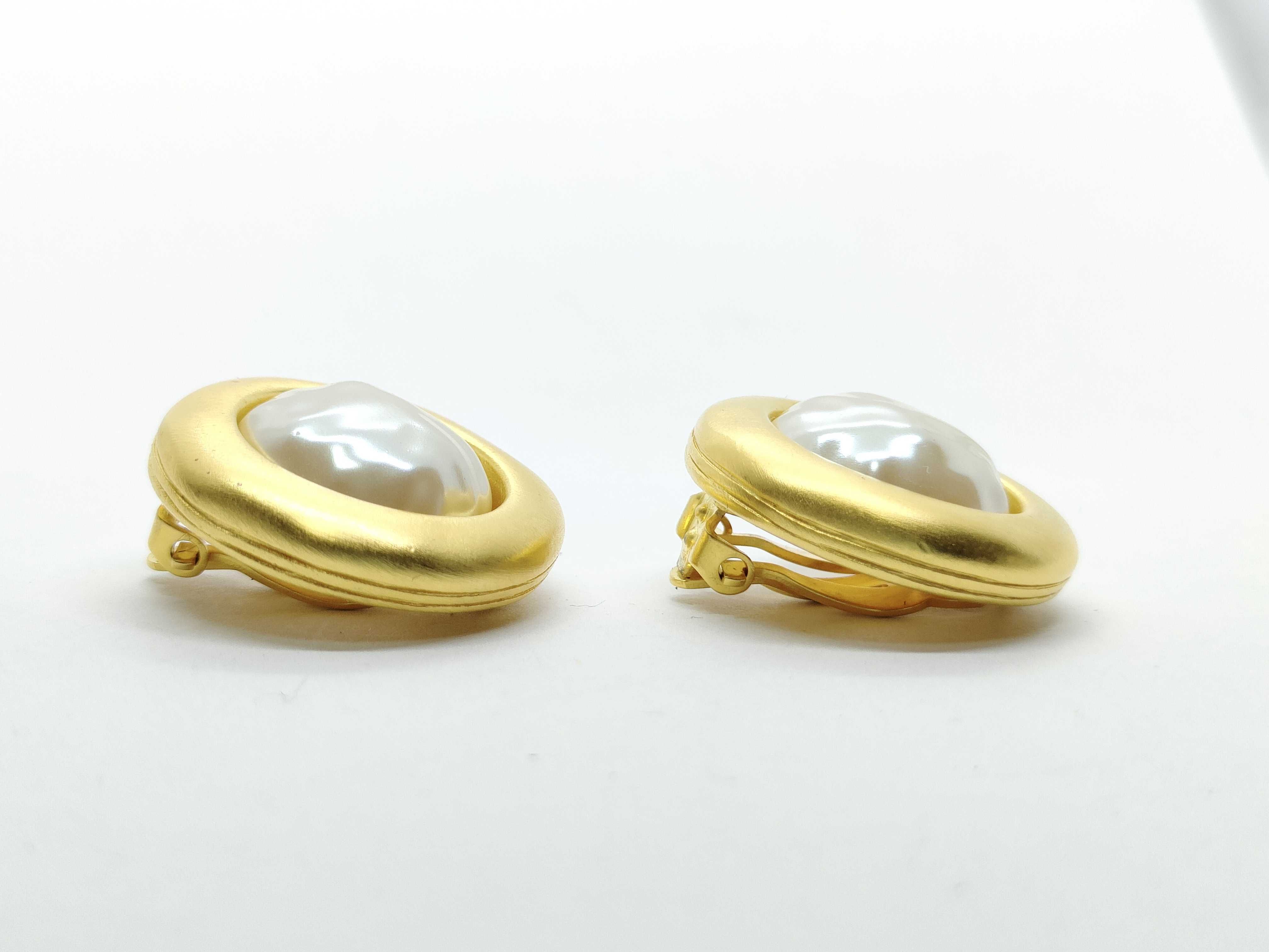 Vintage Circle Earrings 21.8g — view 4