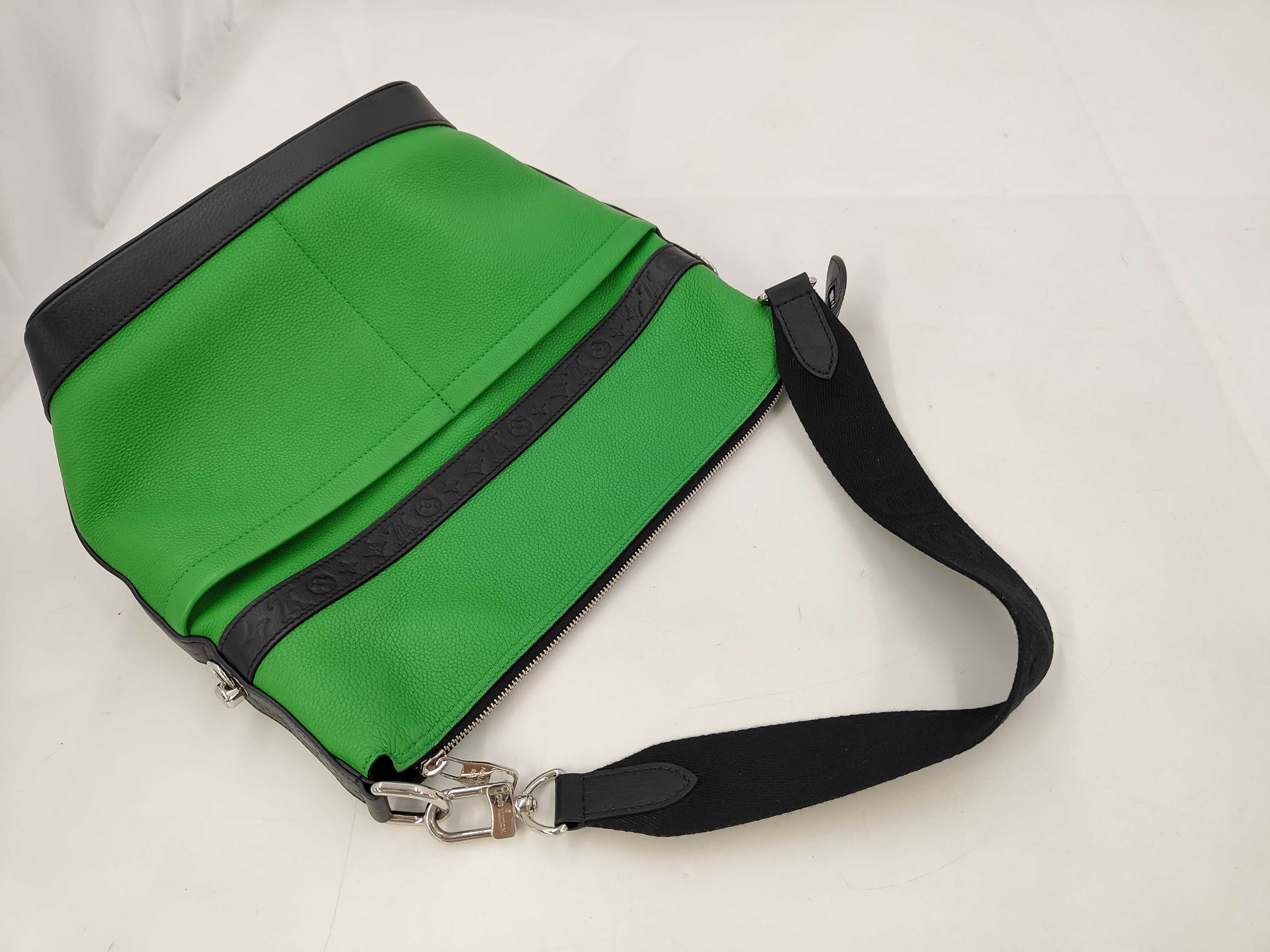 LV Louis Vuitton Cruiser Leather Shoulder Bag — view 6