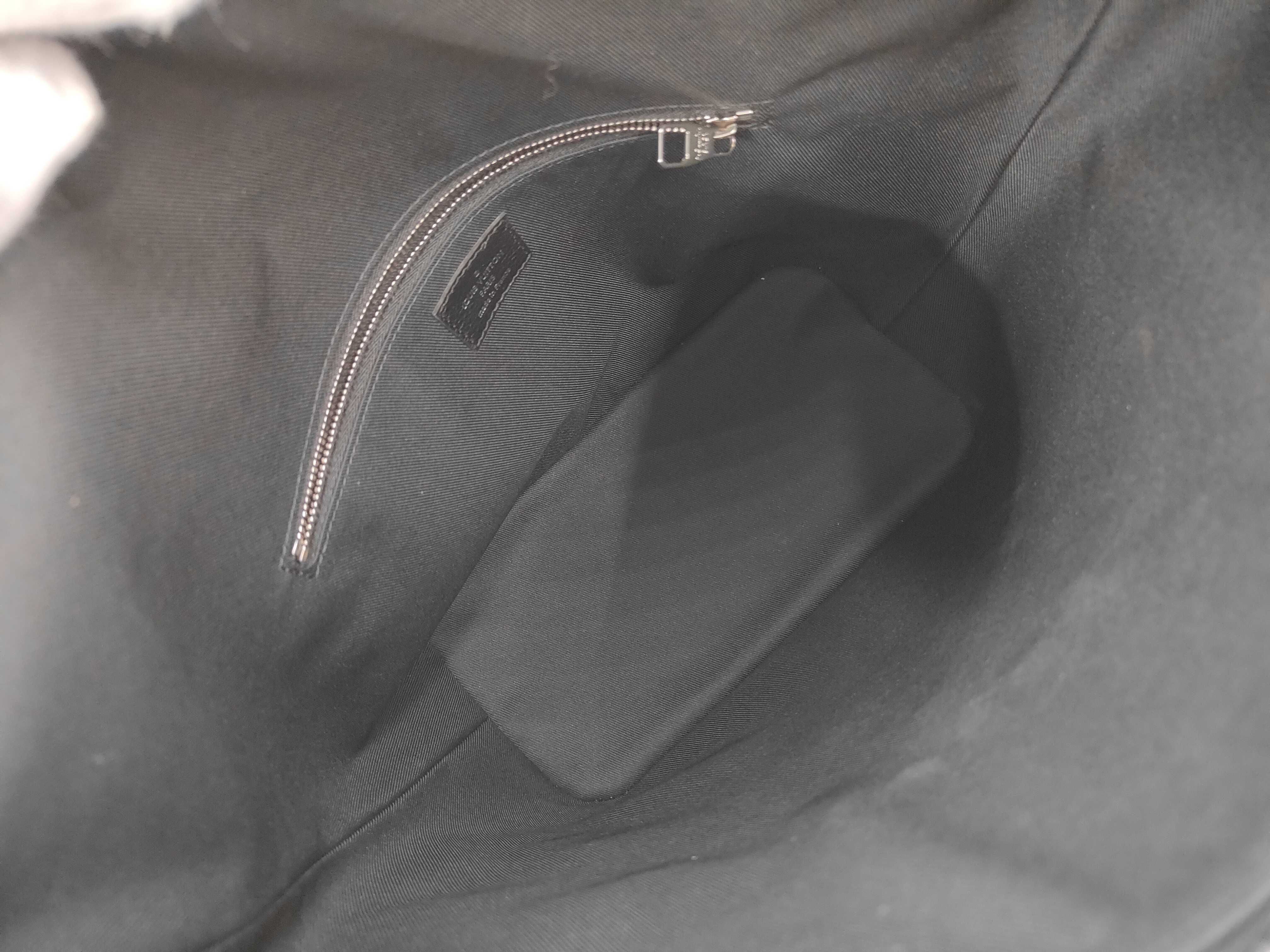 LV Louis Vuitton Cruiser Leather Shoulder Bag — view 9