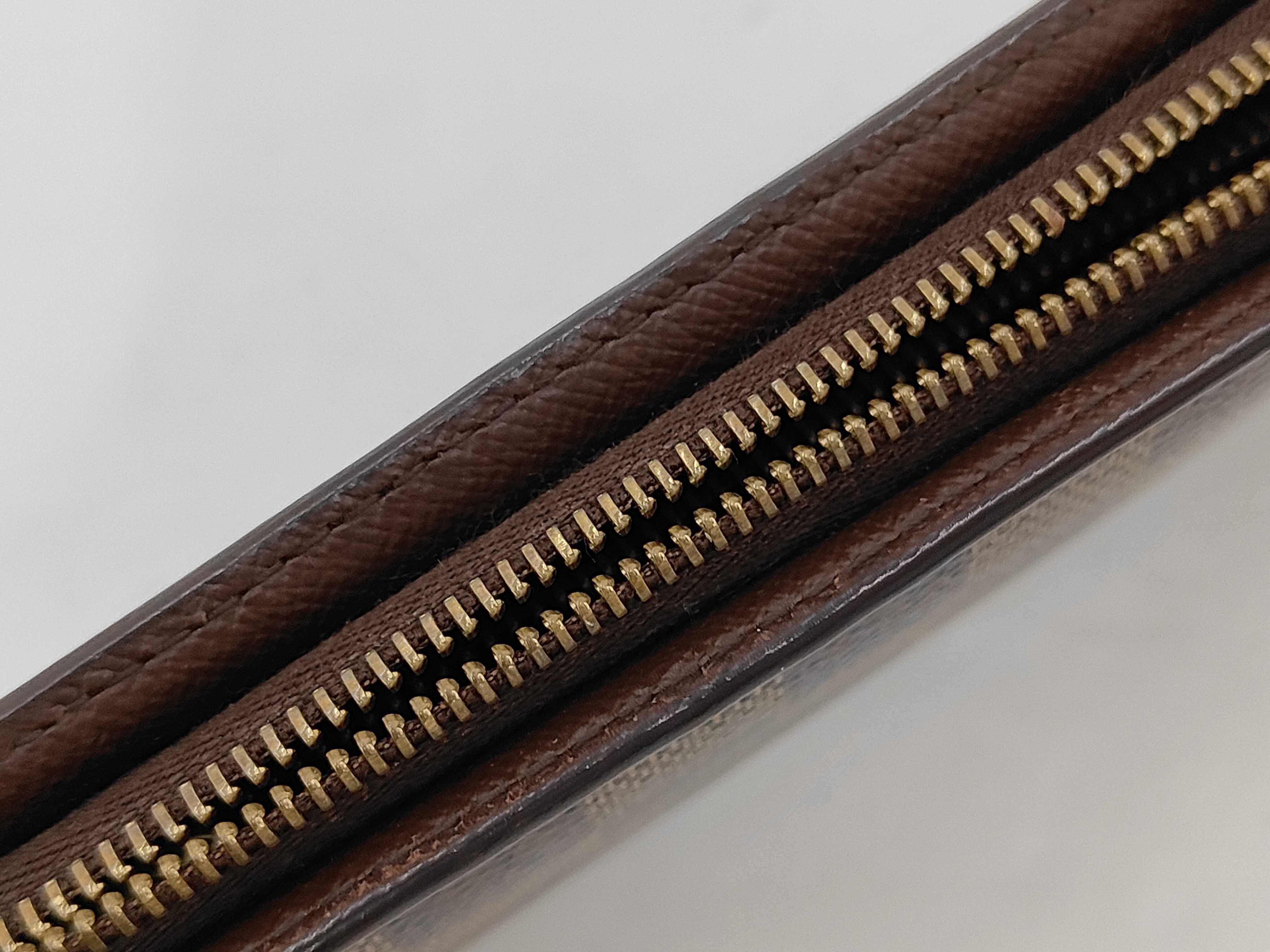 Damier / Long Wallet / PVC Wallet — view 8