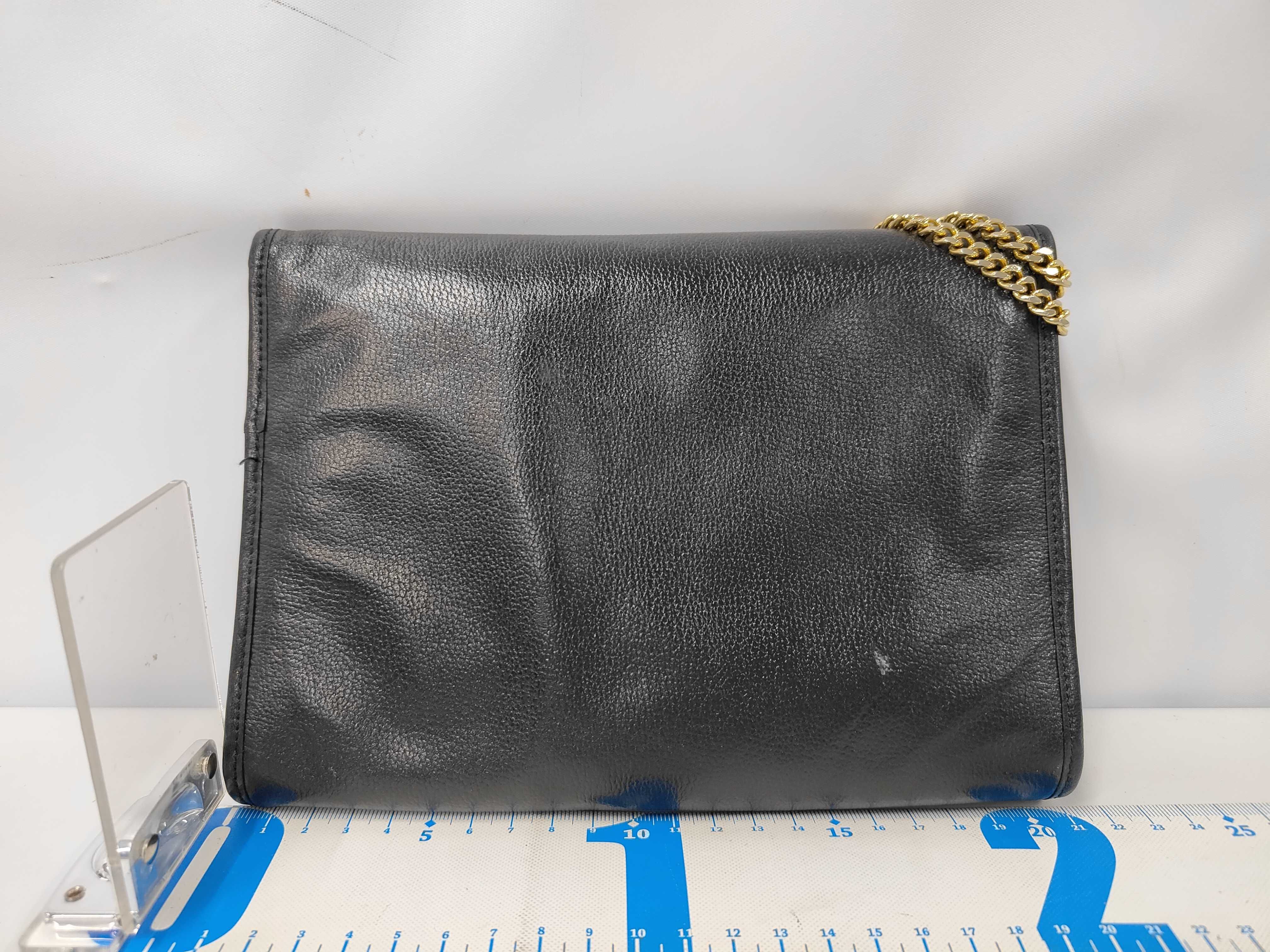 chain shoulder bag, black, stiff clasp. — view 2