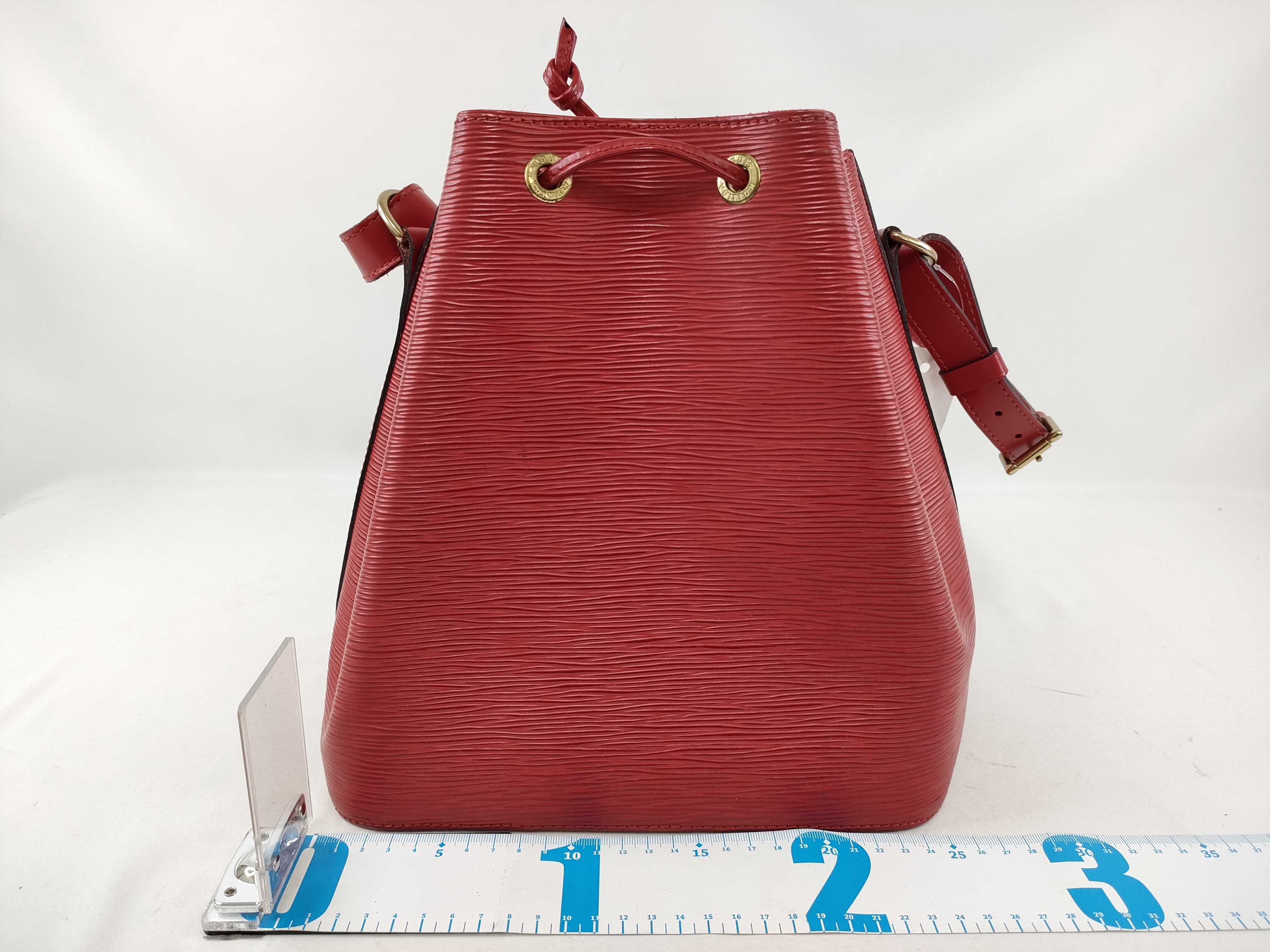 Epi Noé Shoulder Bag — view 2