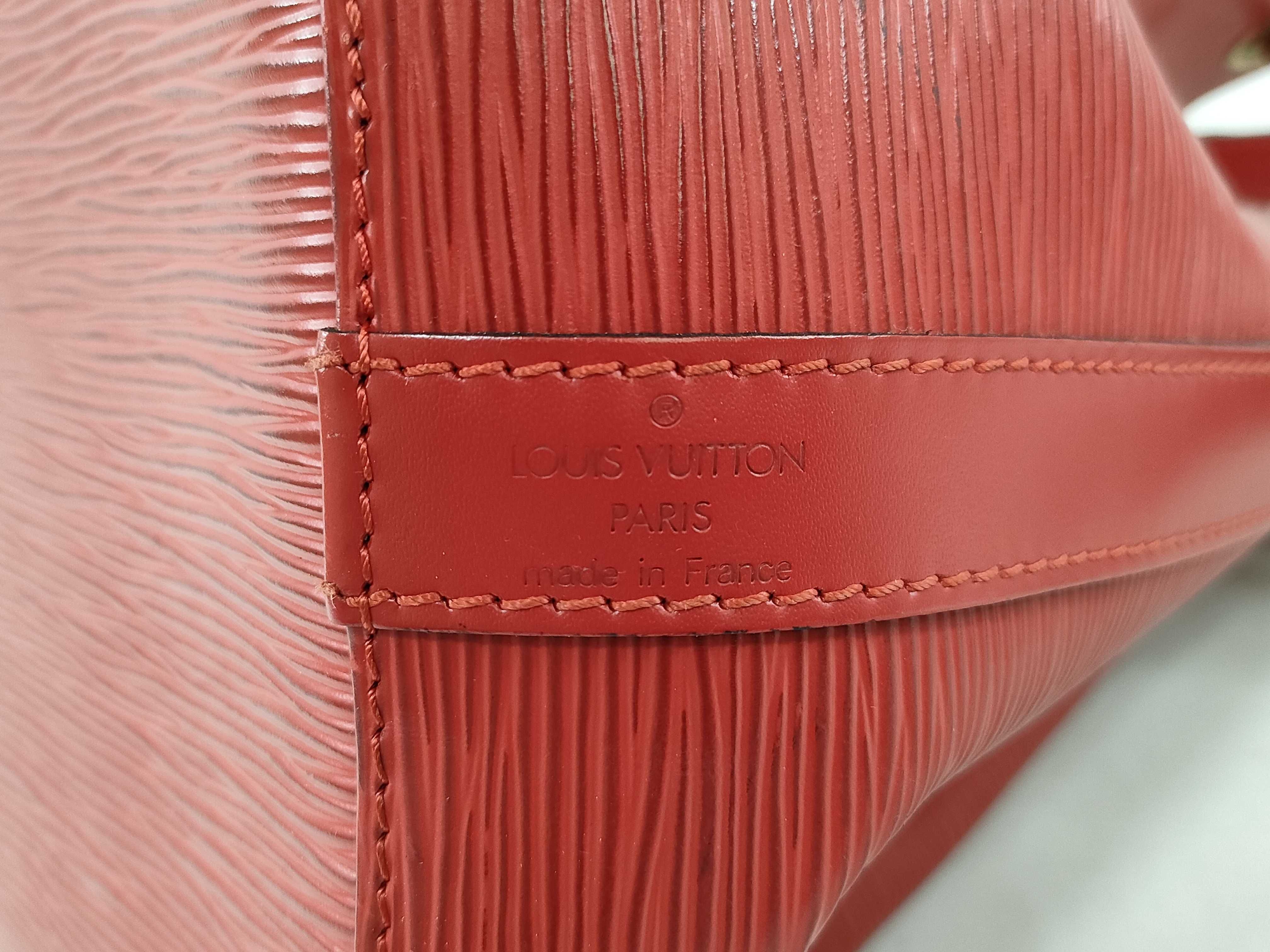 Epi Noé Shoulder Bag — view 4