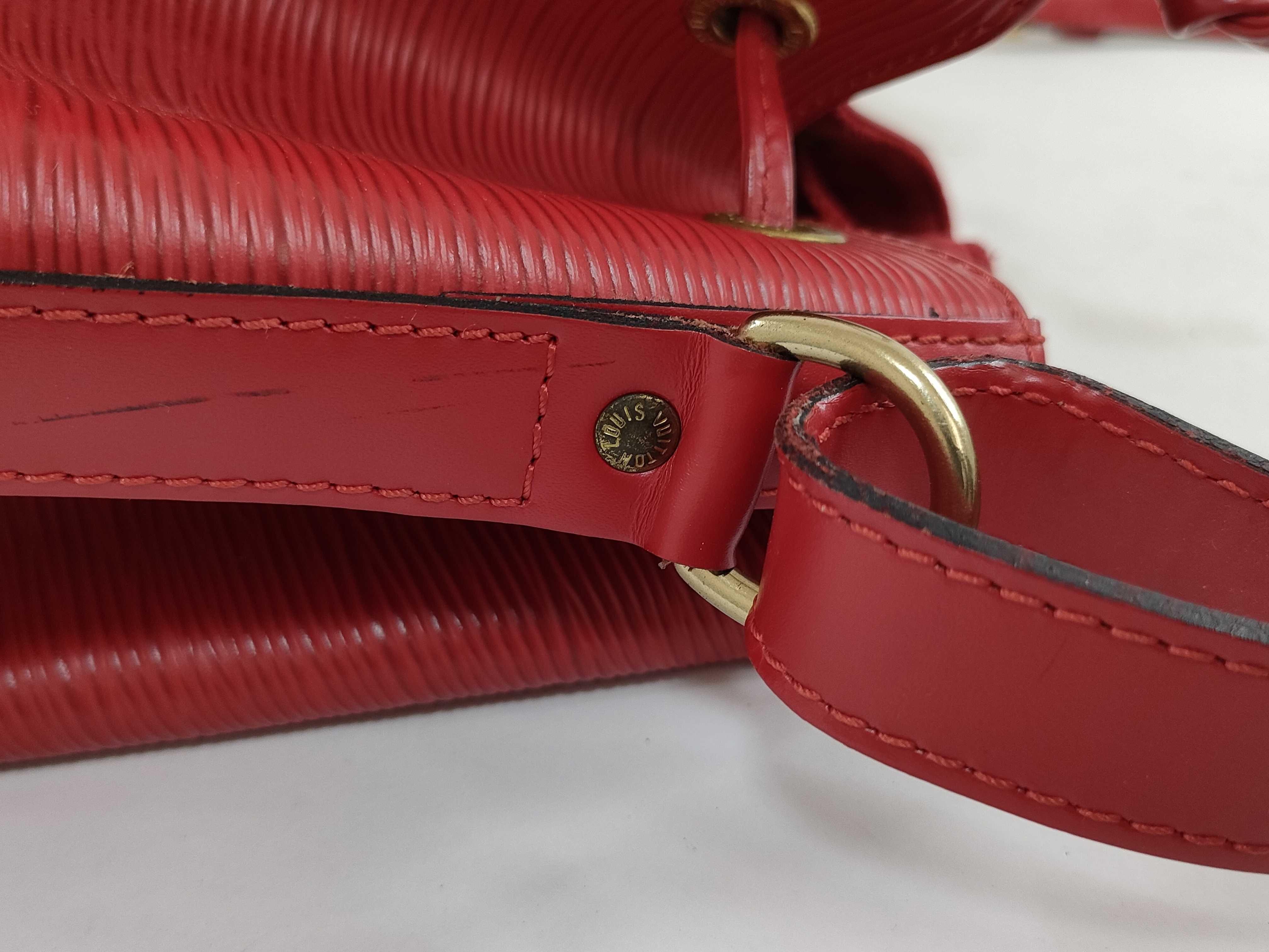 Epi Noé Shoulder Bag — view 8