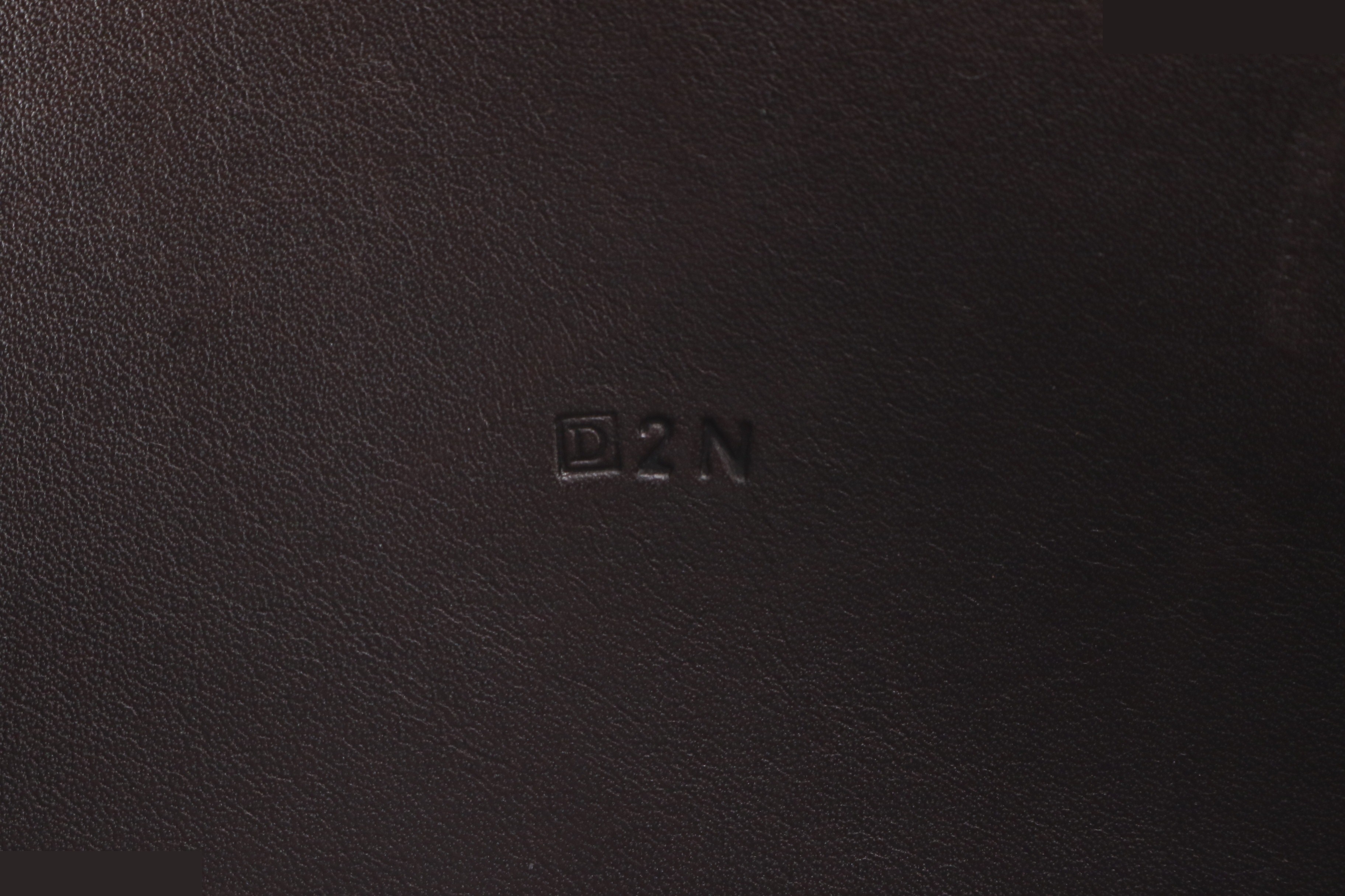 D Stamped Dogon GM Leather Long Wallet Bi-fold Wallet — view 9