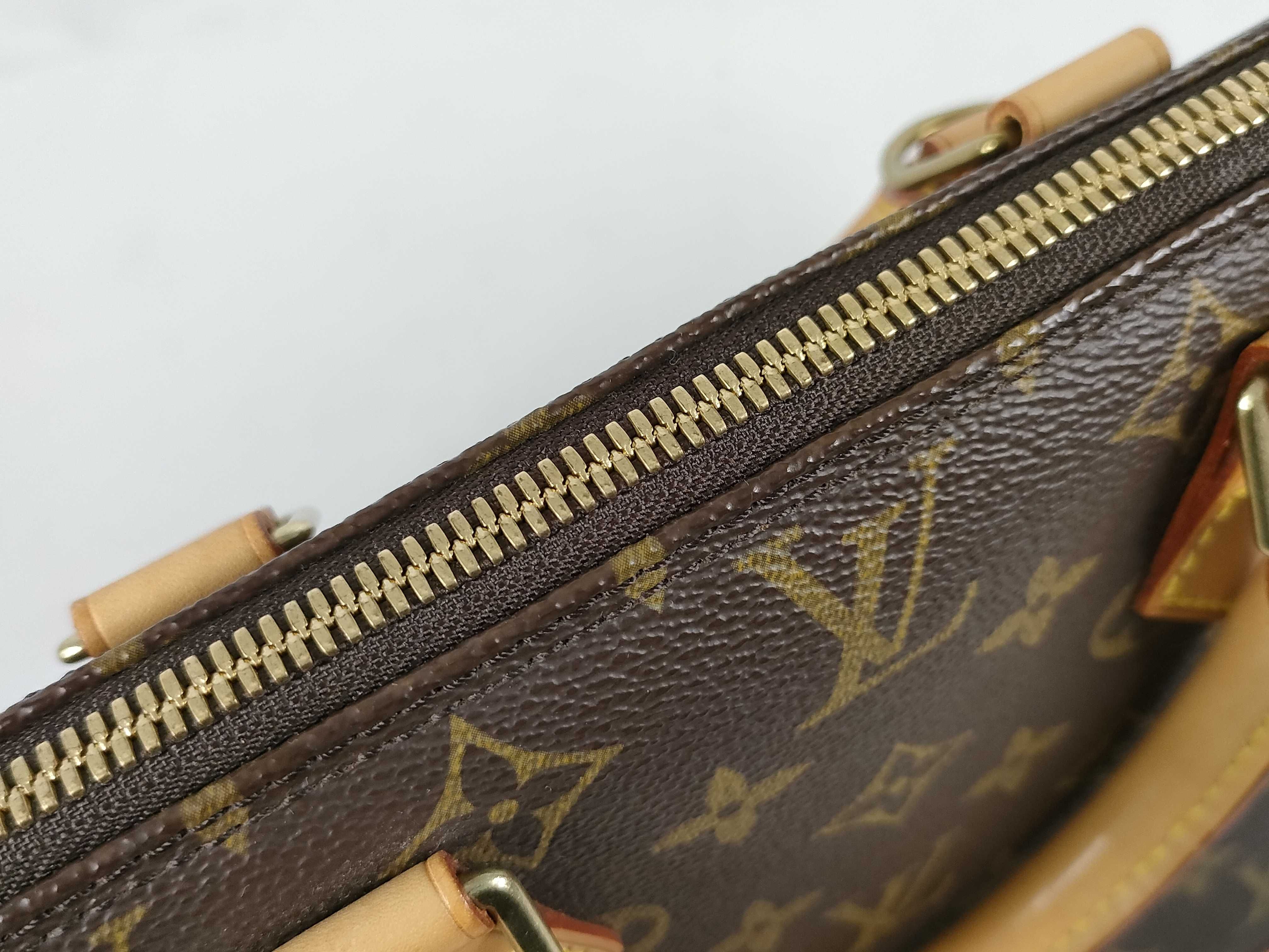 Monogram Alma M51130 FL0071 Accessories: Dust bag, padlock, key. Handbag. — view 8