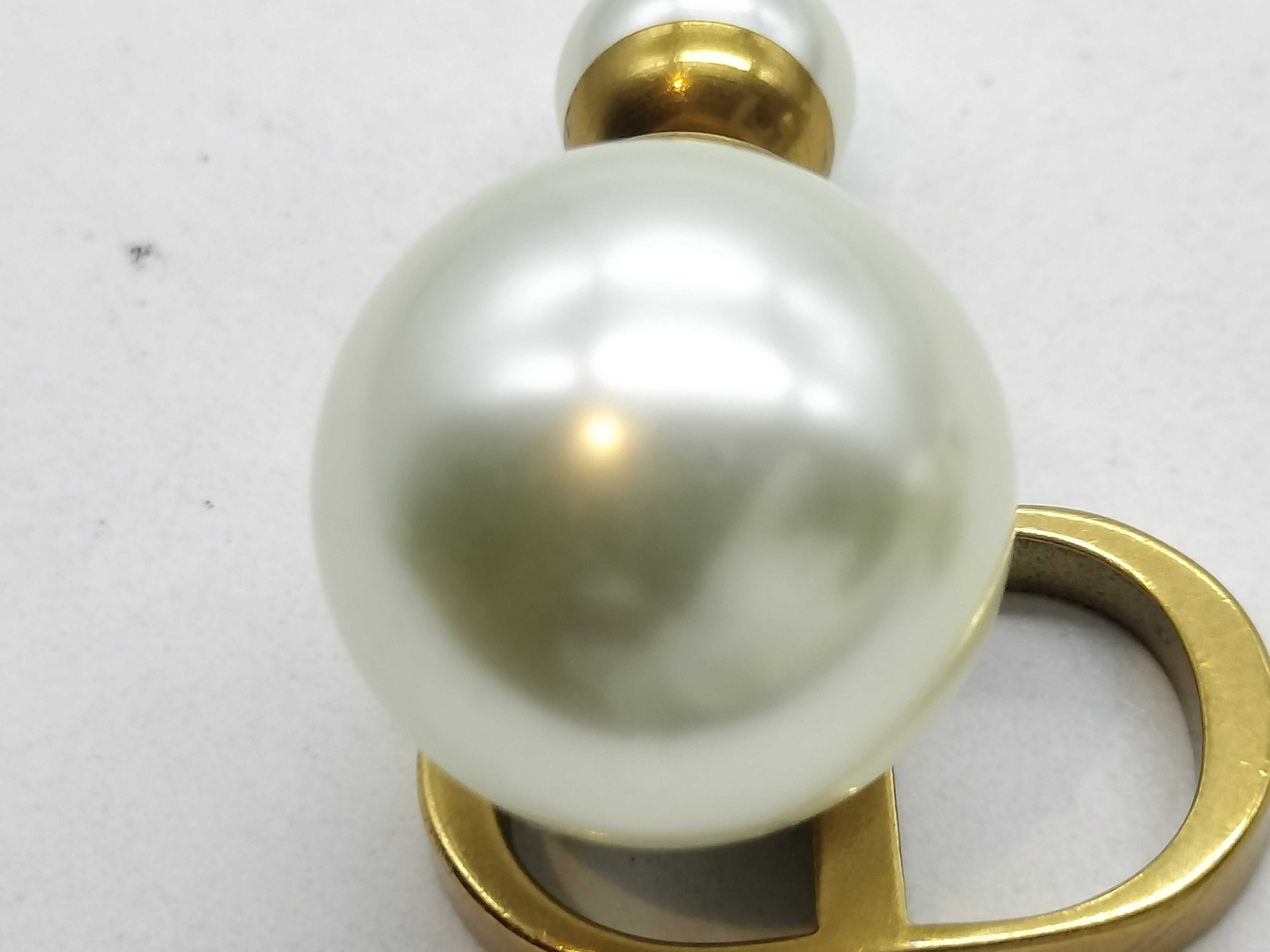 CD Logo Pearl Earrings Gold Earrings — view 4