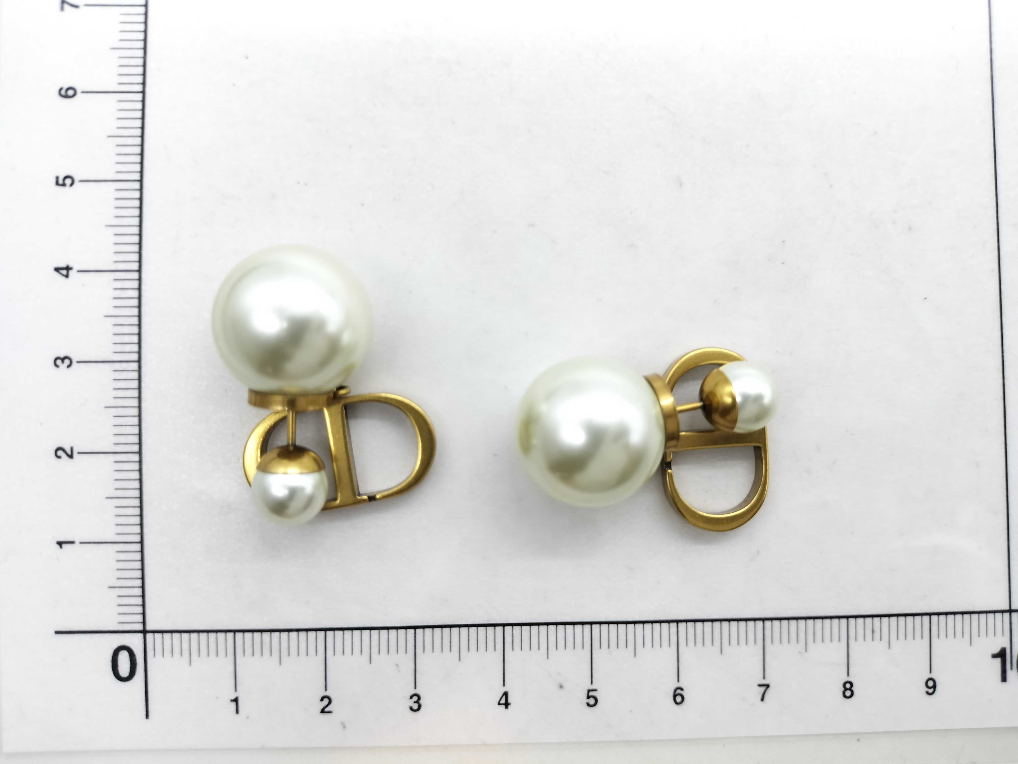 CD Logo Pearl Earrings Gold Earrings — view 8