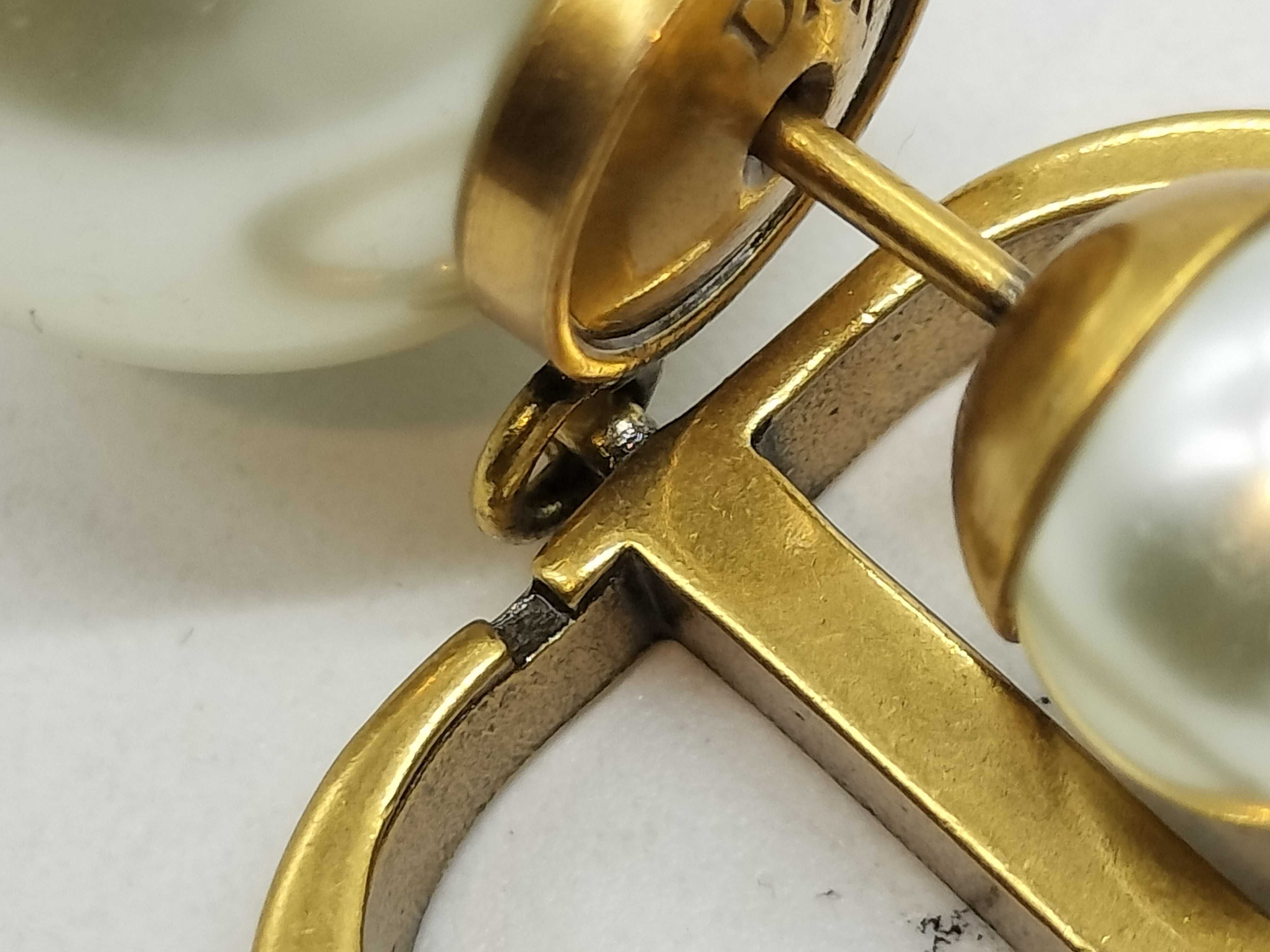 CD Logo Pearl Earrings Gold Earrings — view 9