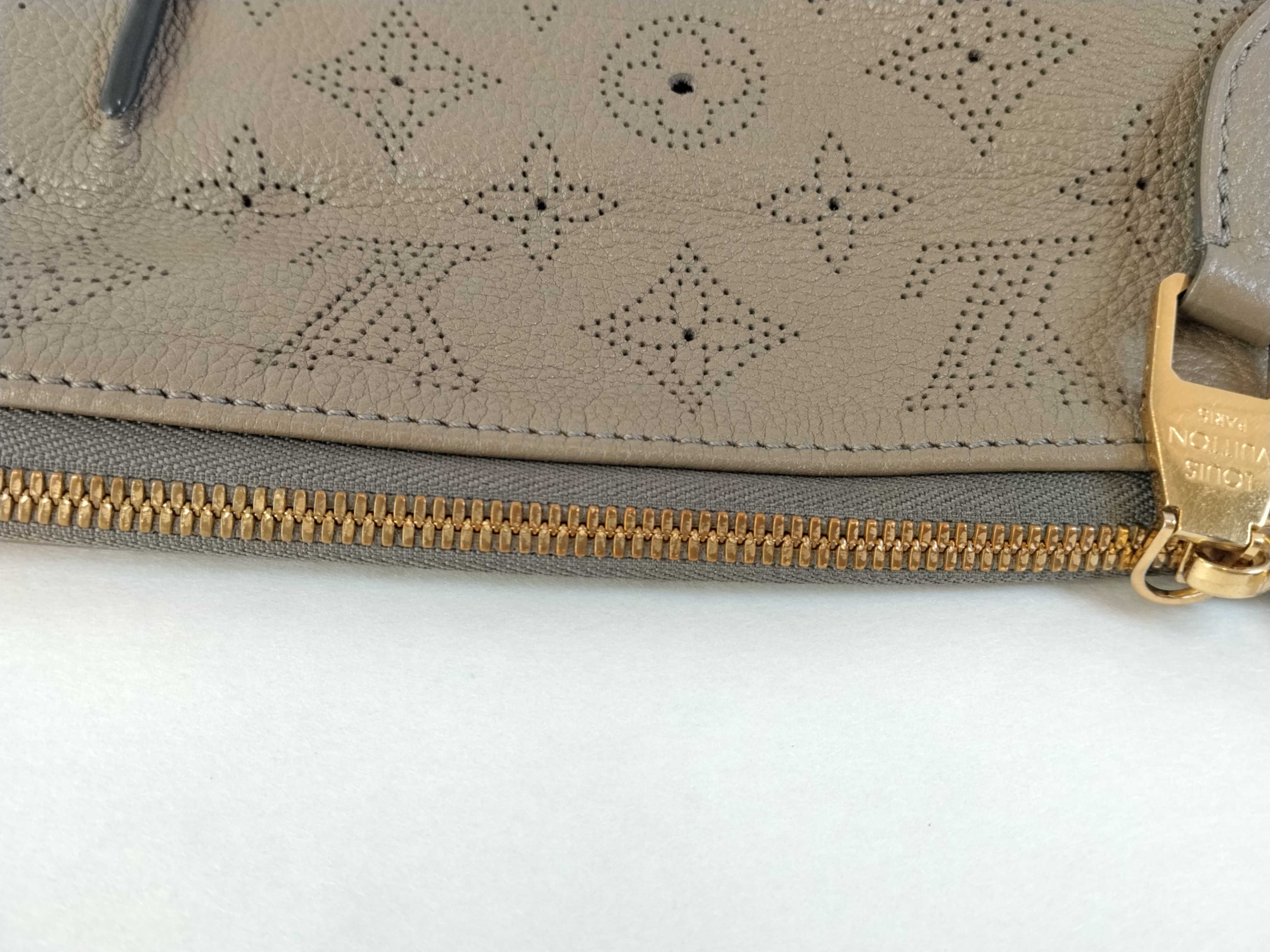 Mahina PH - Beige Leather Mahina Selene PM Sandy Tote Bag Shoulder Bag — view 8