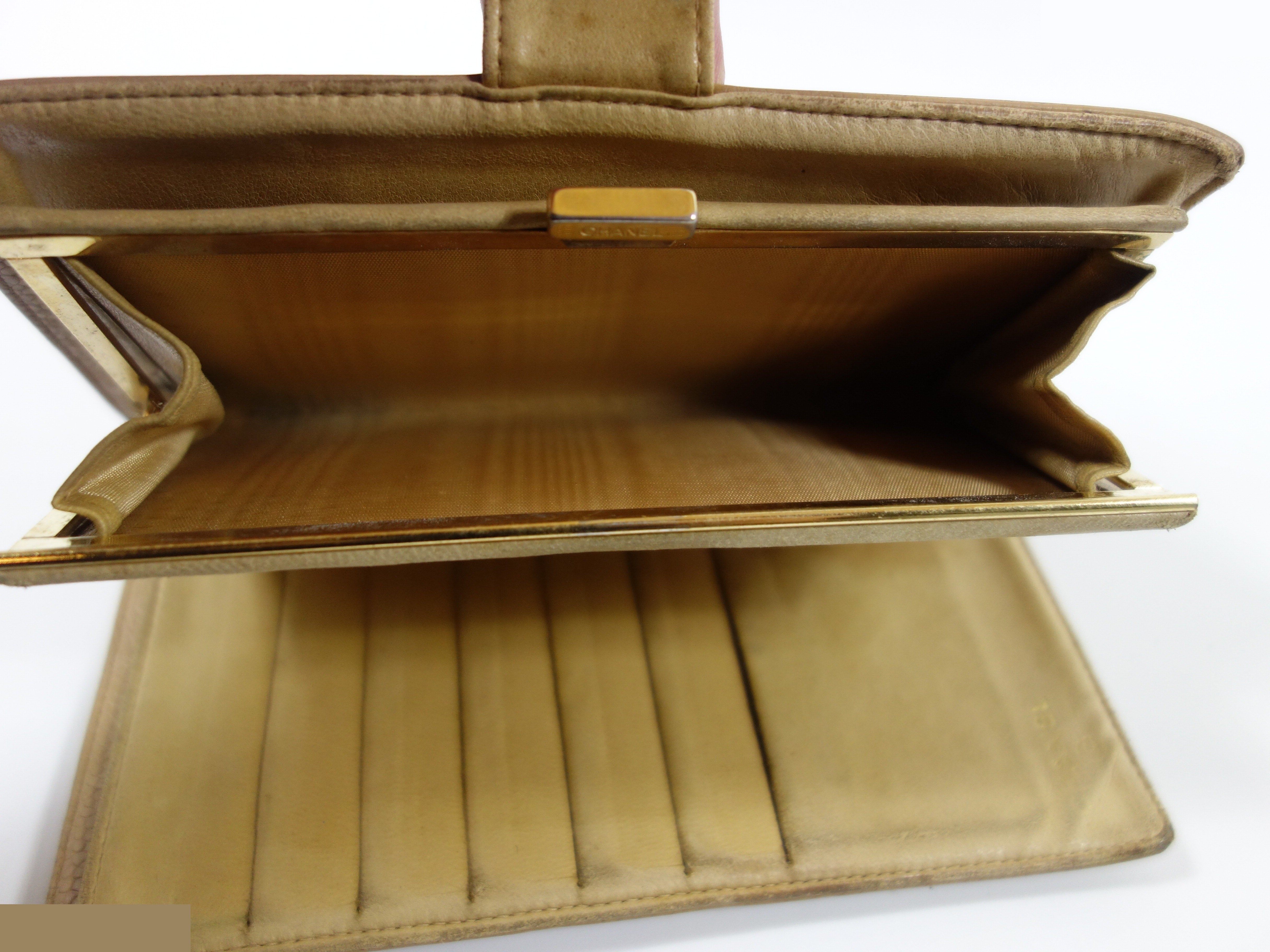 Caviar skin (bags) and wallets — view 6