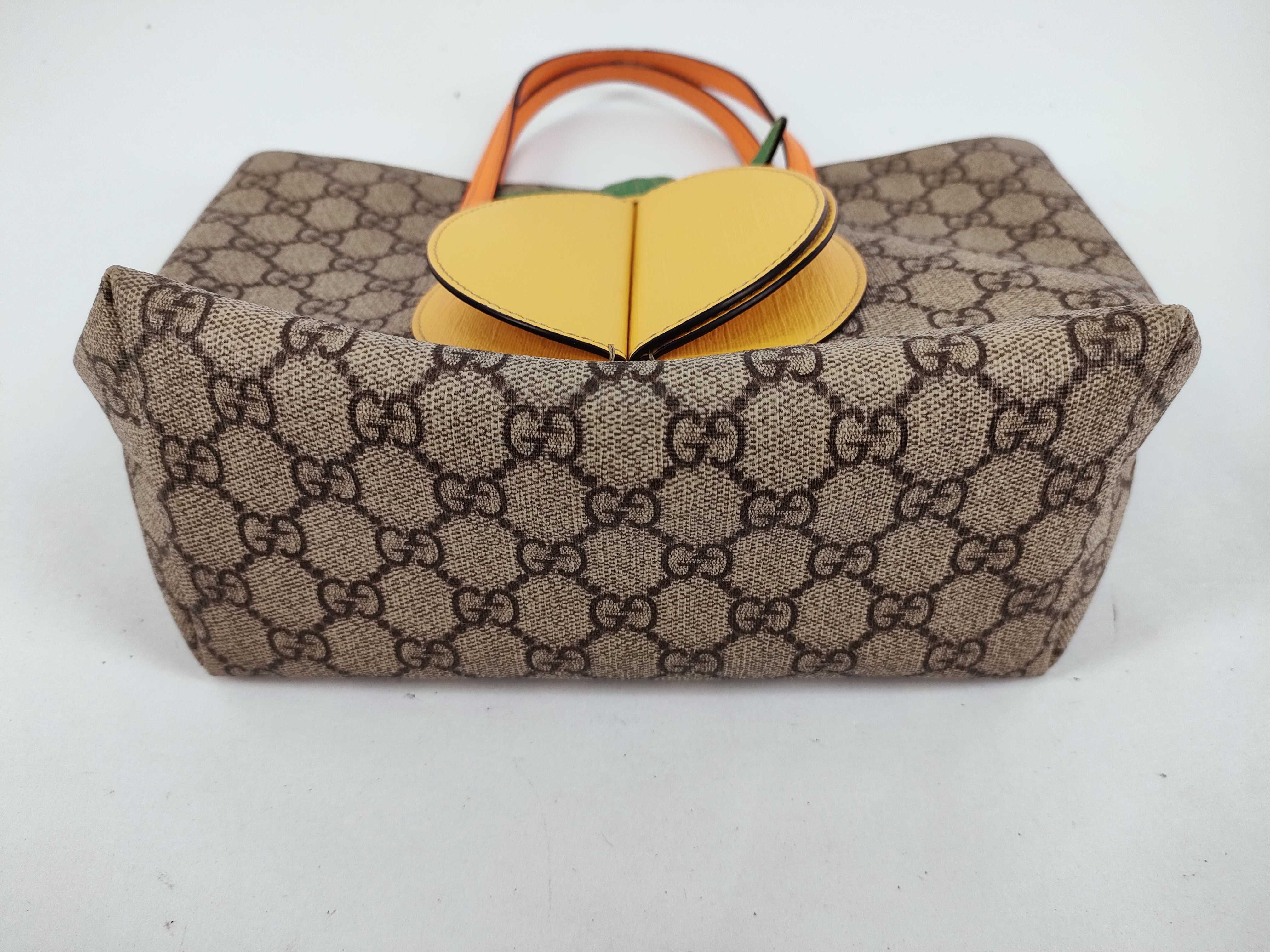 GG Canvas Gucci Bag Handbag — view 7