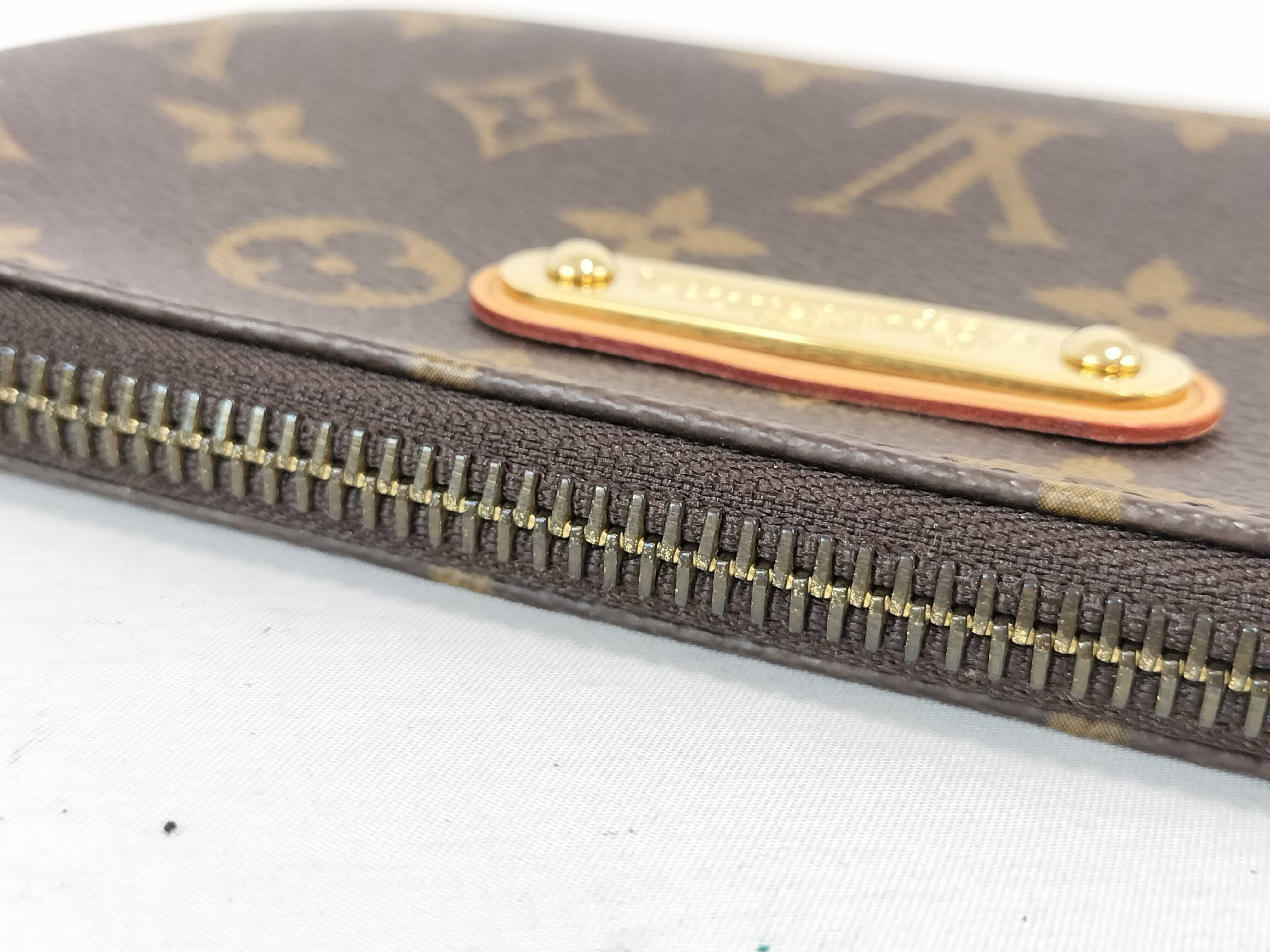 Monogram Louis Vuitton Monogram Pochette Mila MM Handbag — view 6