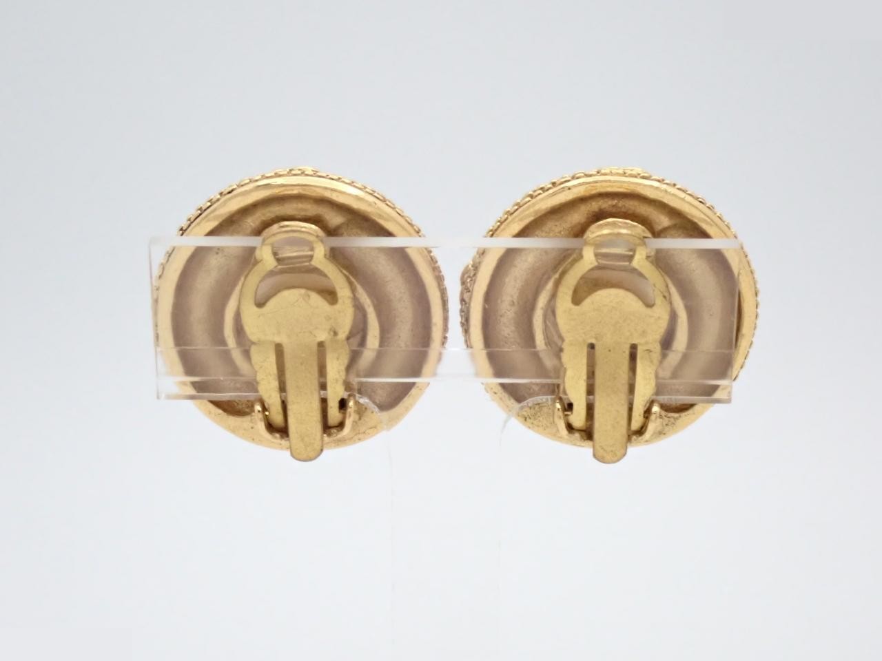 Earrings, round, Coco Mark, pearl, gold — view 2
