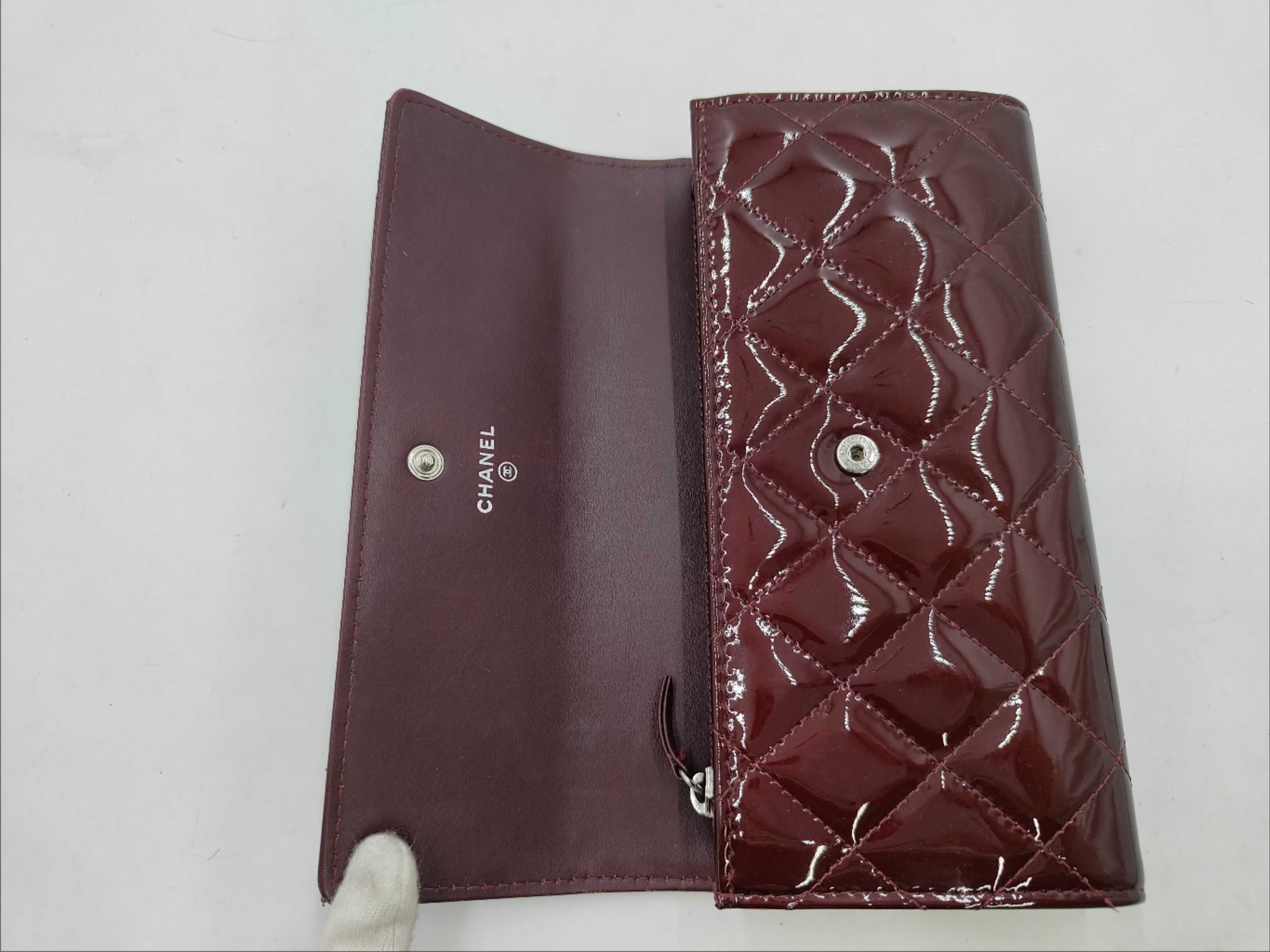 Matelassé Long Wallet, Enamel, Red — view 8