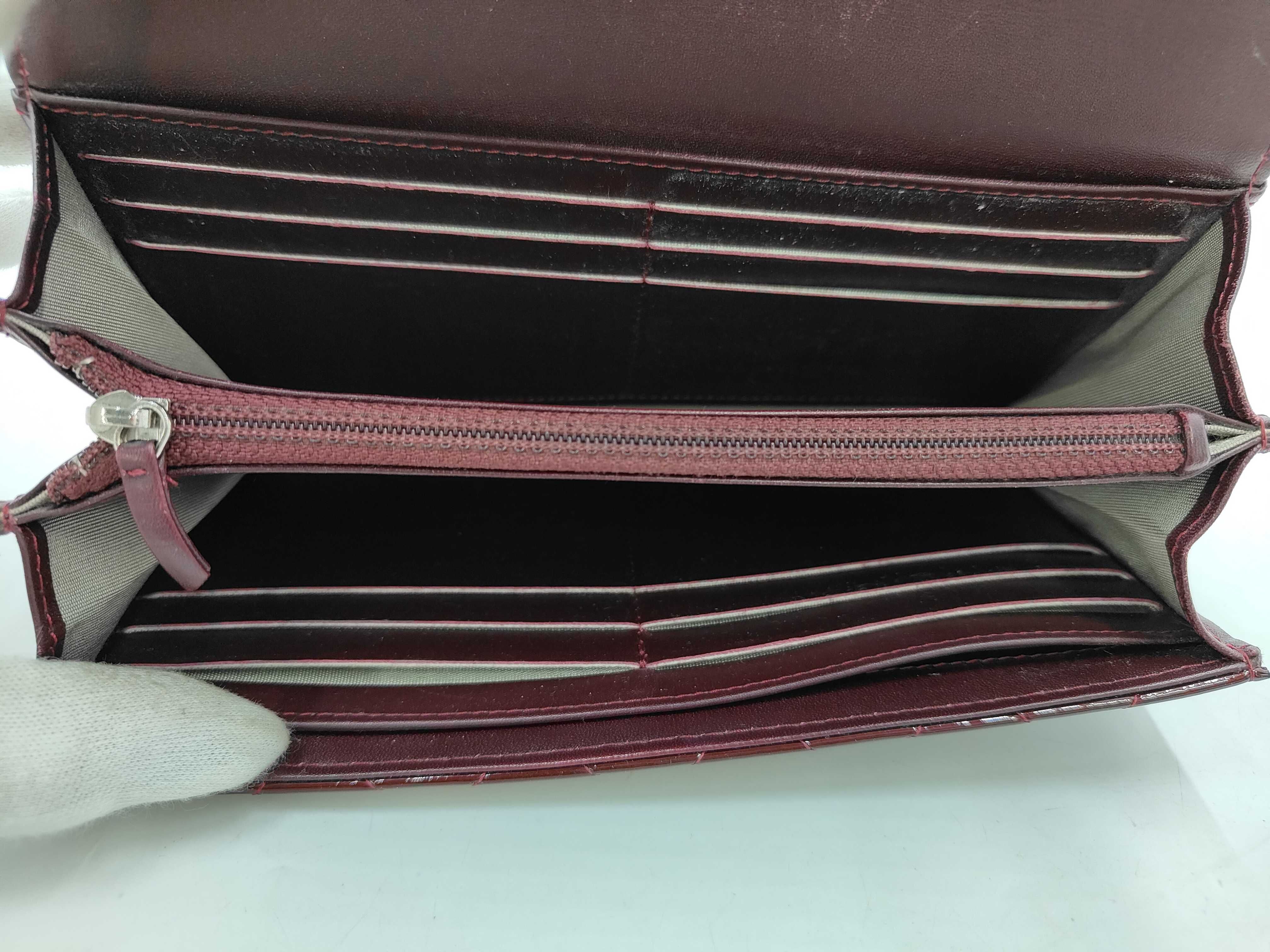 Matelassé Long Wallet, Enamel, Red — view 10