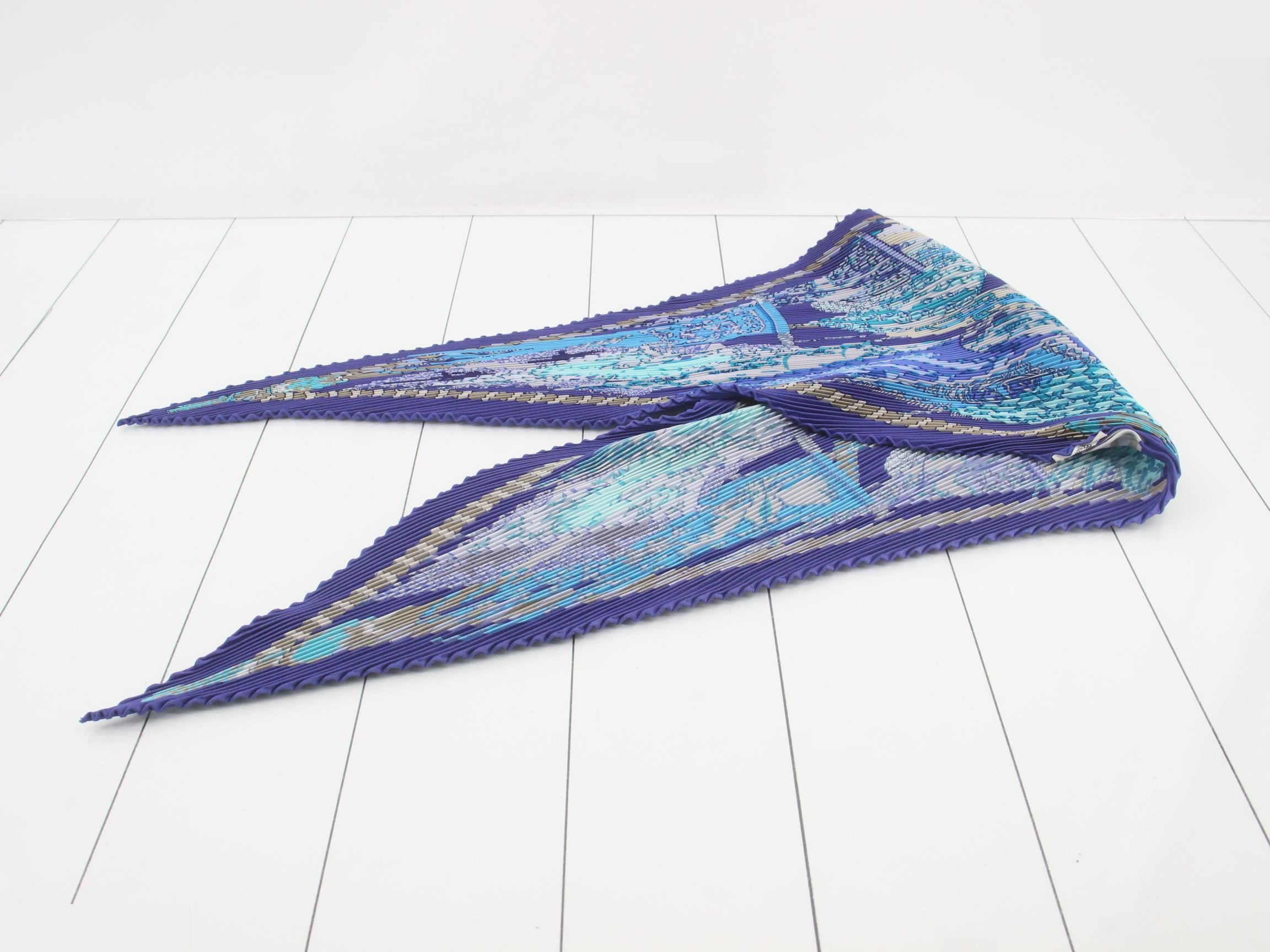 Pleated scarf with tags — view 3