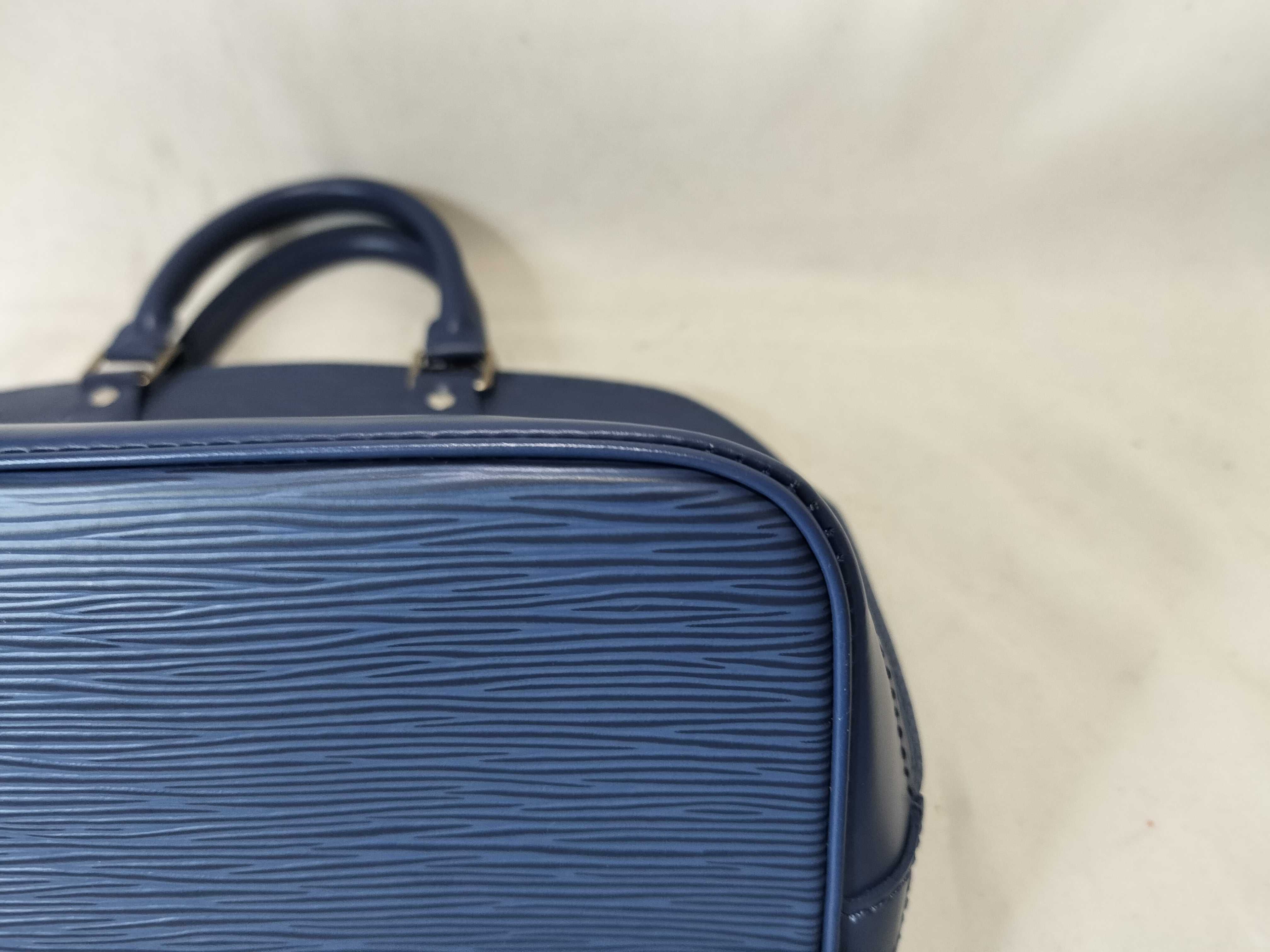 Epi Alma PM Handbag with Padlock — view 6