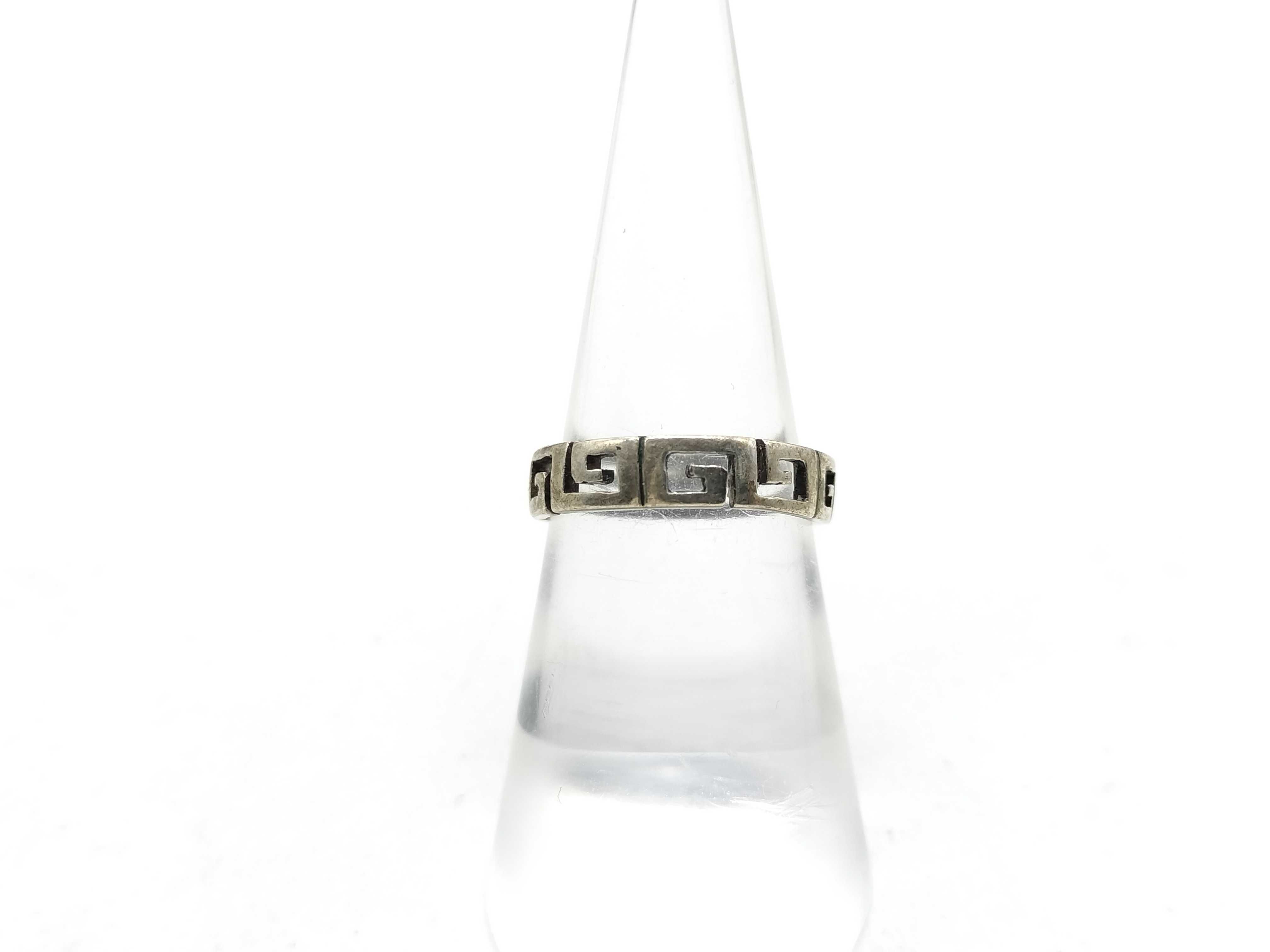925 Ring