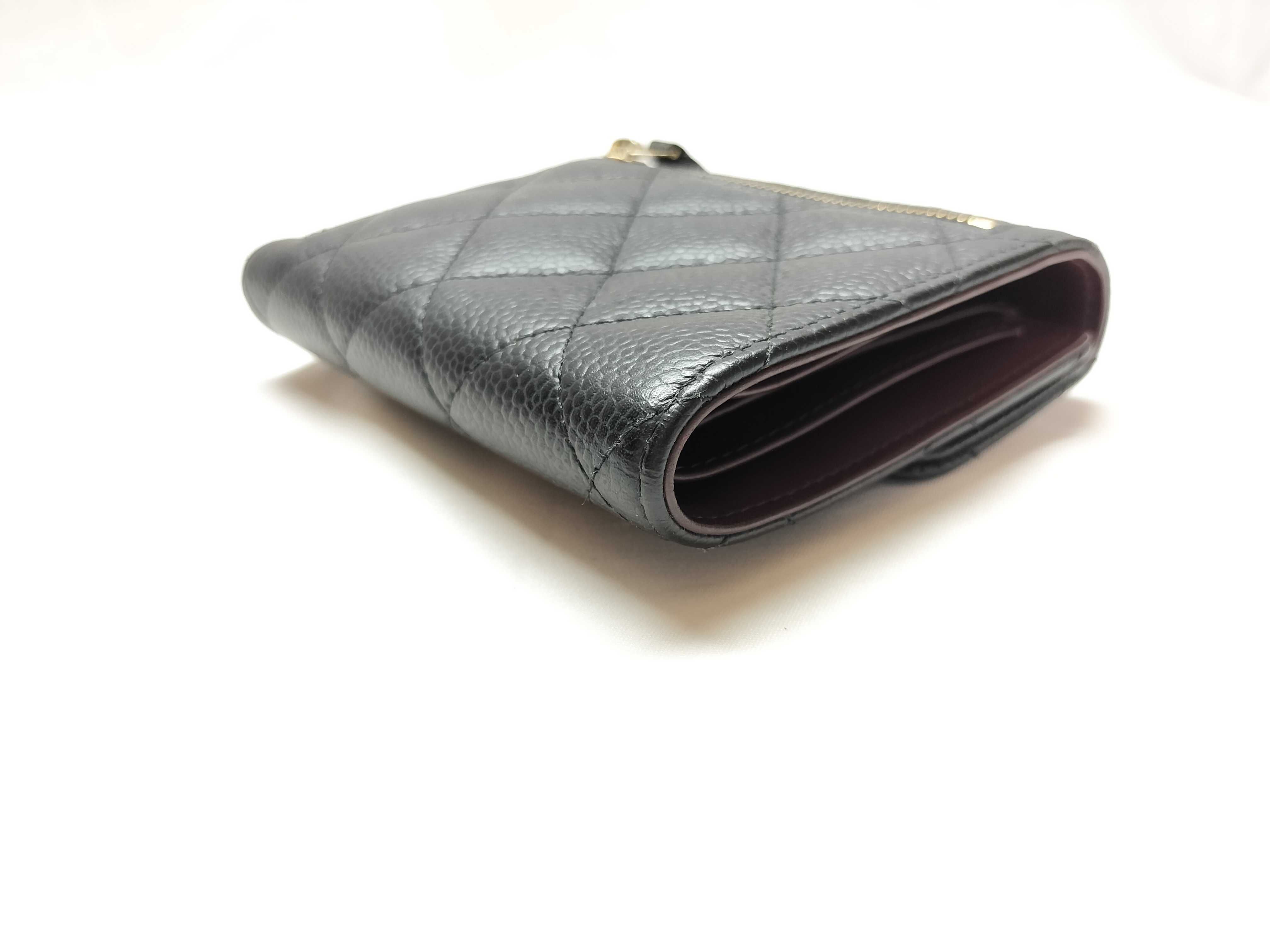 Caviar Skin Compact Wallet — view 3