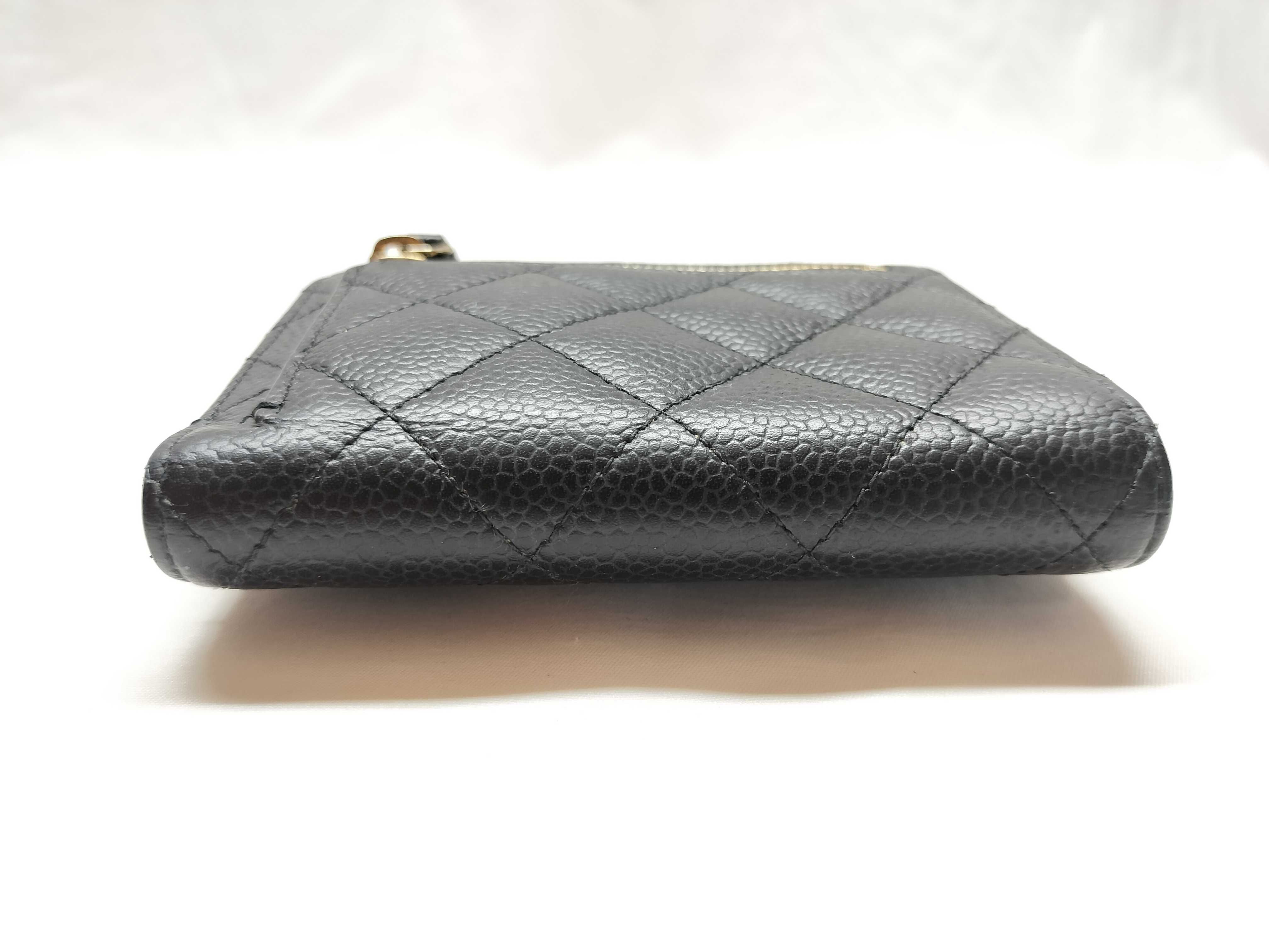Caviar Skin Compact Wallet — view 4