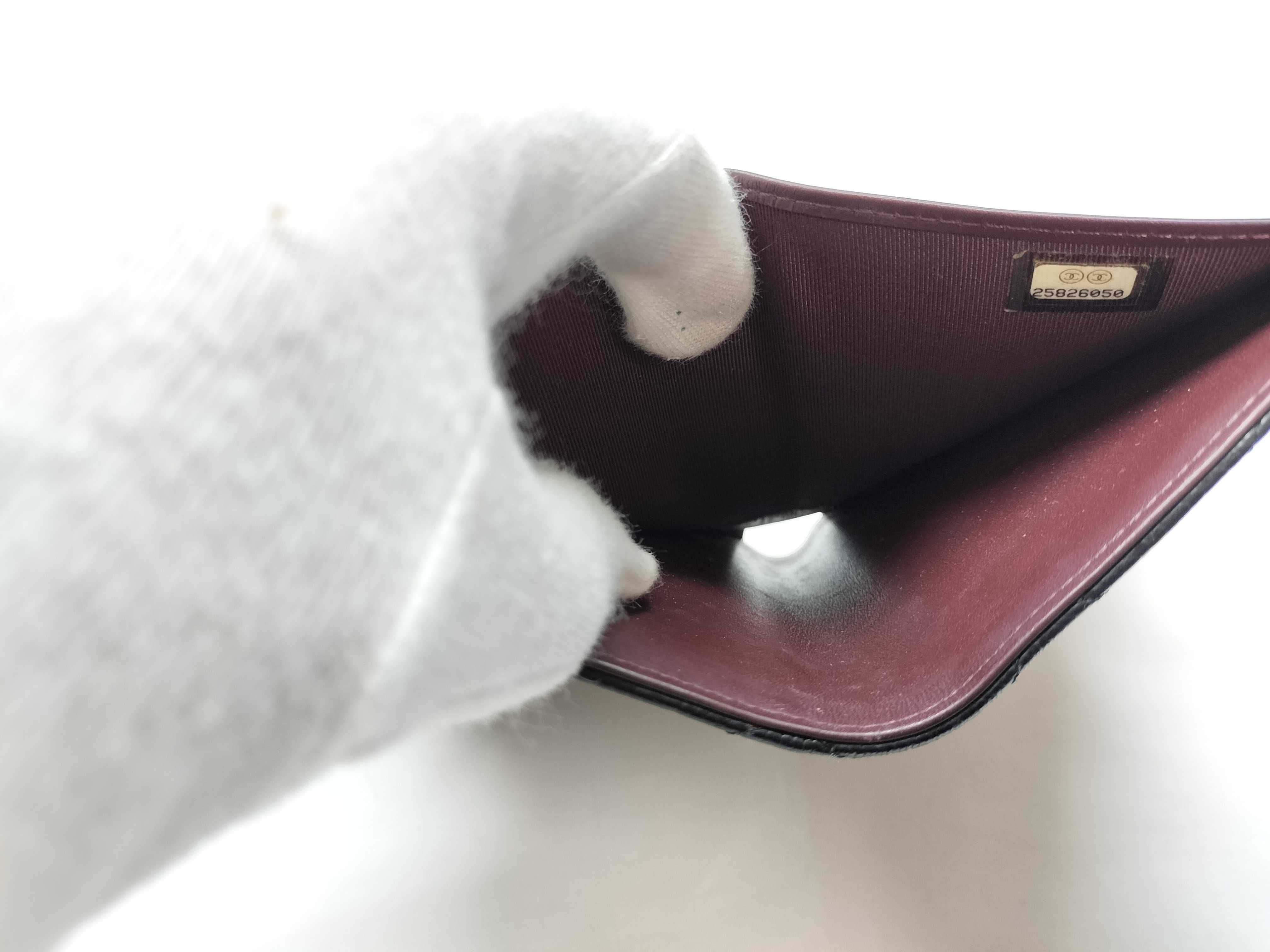 Caviar Skin Compact Wallet — view 9