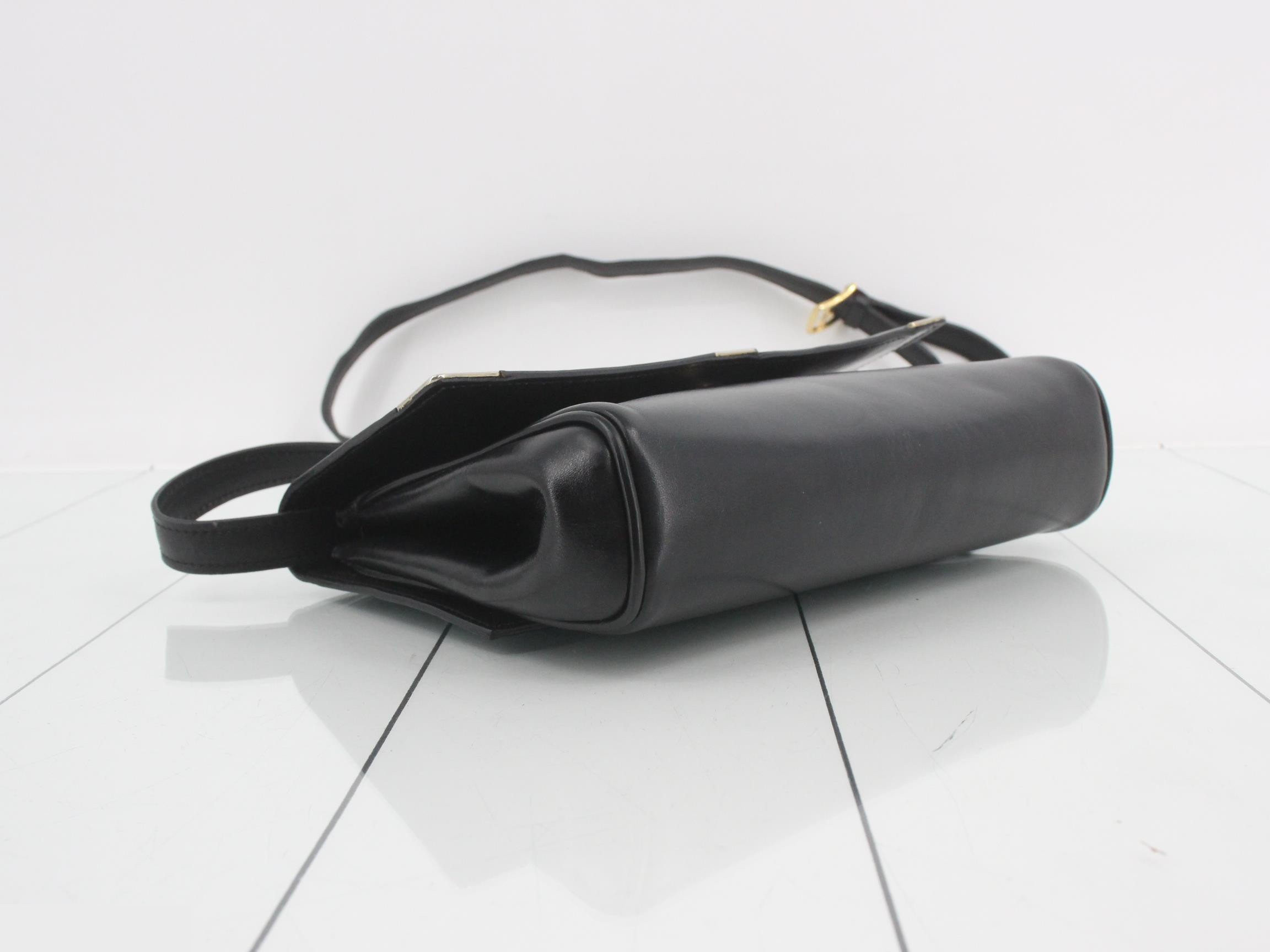 Other lines: Bags & Shoulder Bags - Triomphe — view 5