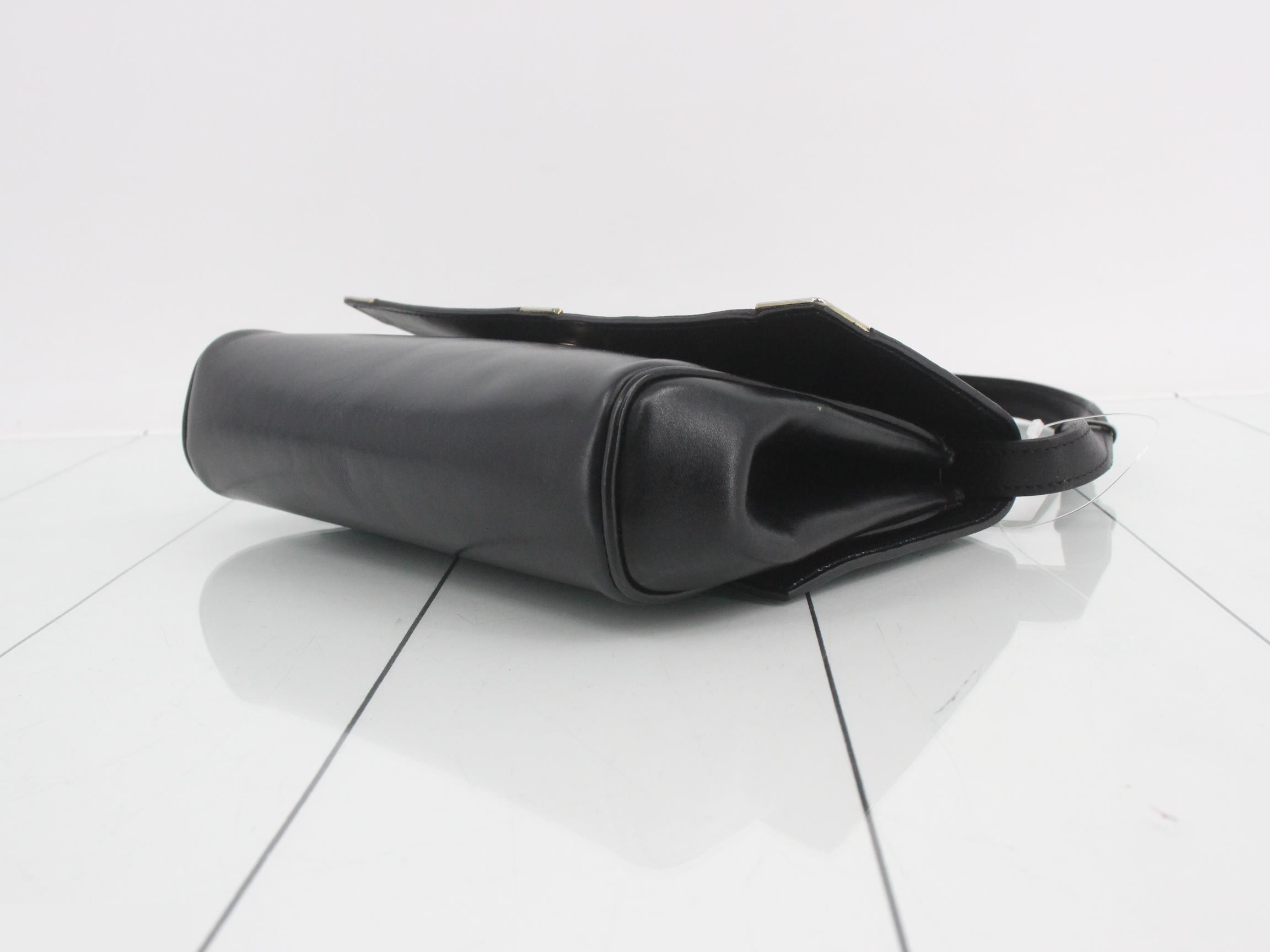 Other lines: Bags & Shoulder Bags - Triomphe — view 6