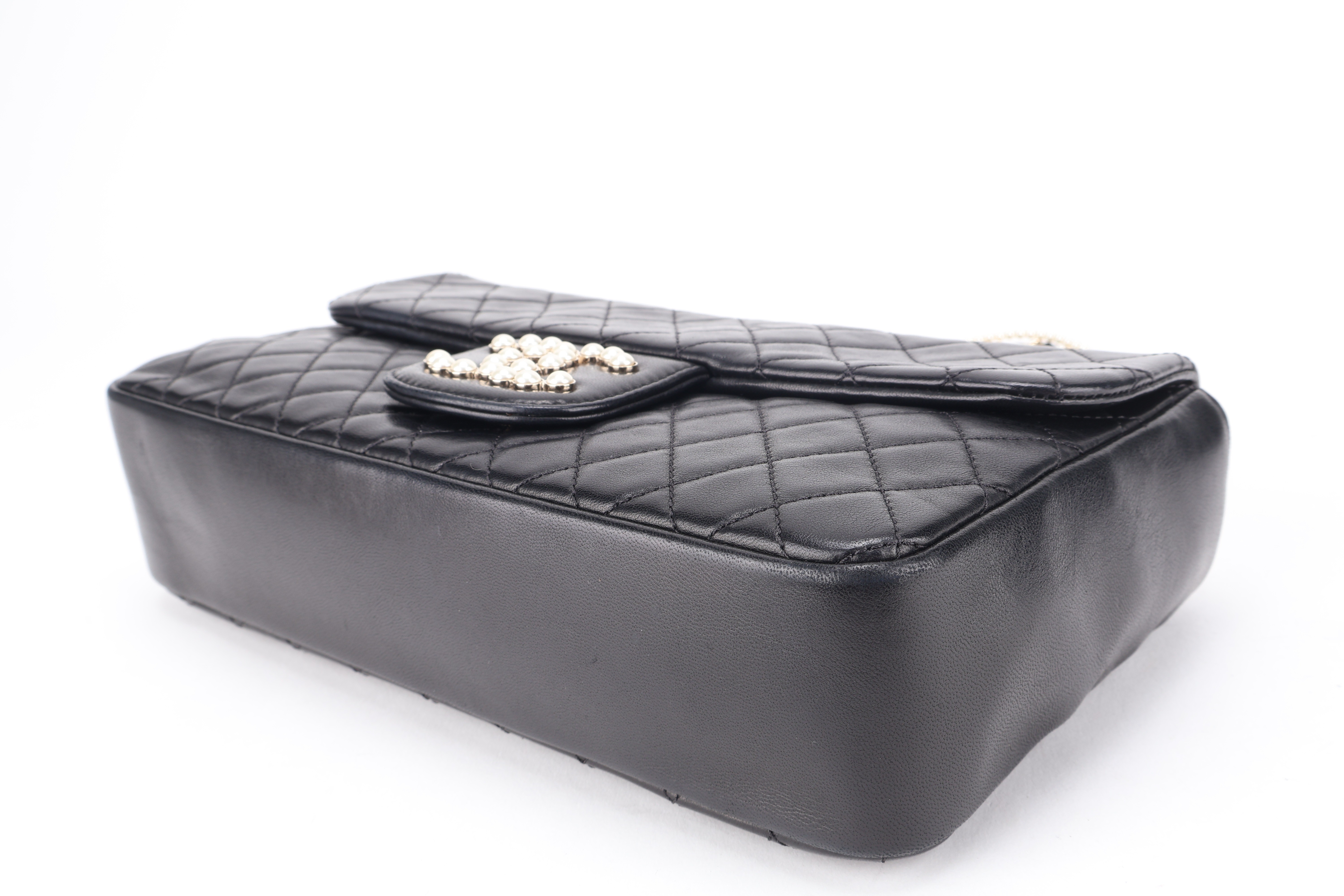 CLASSIC FLAP MEDIUM WESTMINSTER PEARL — view 3