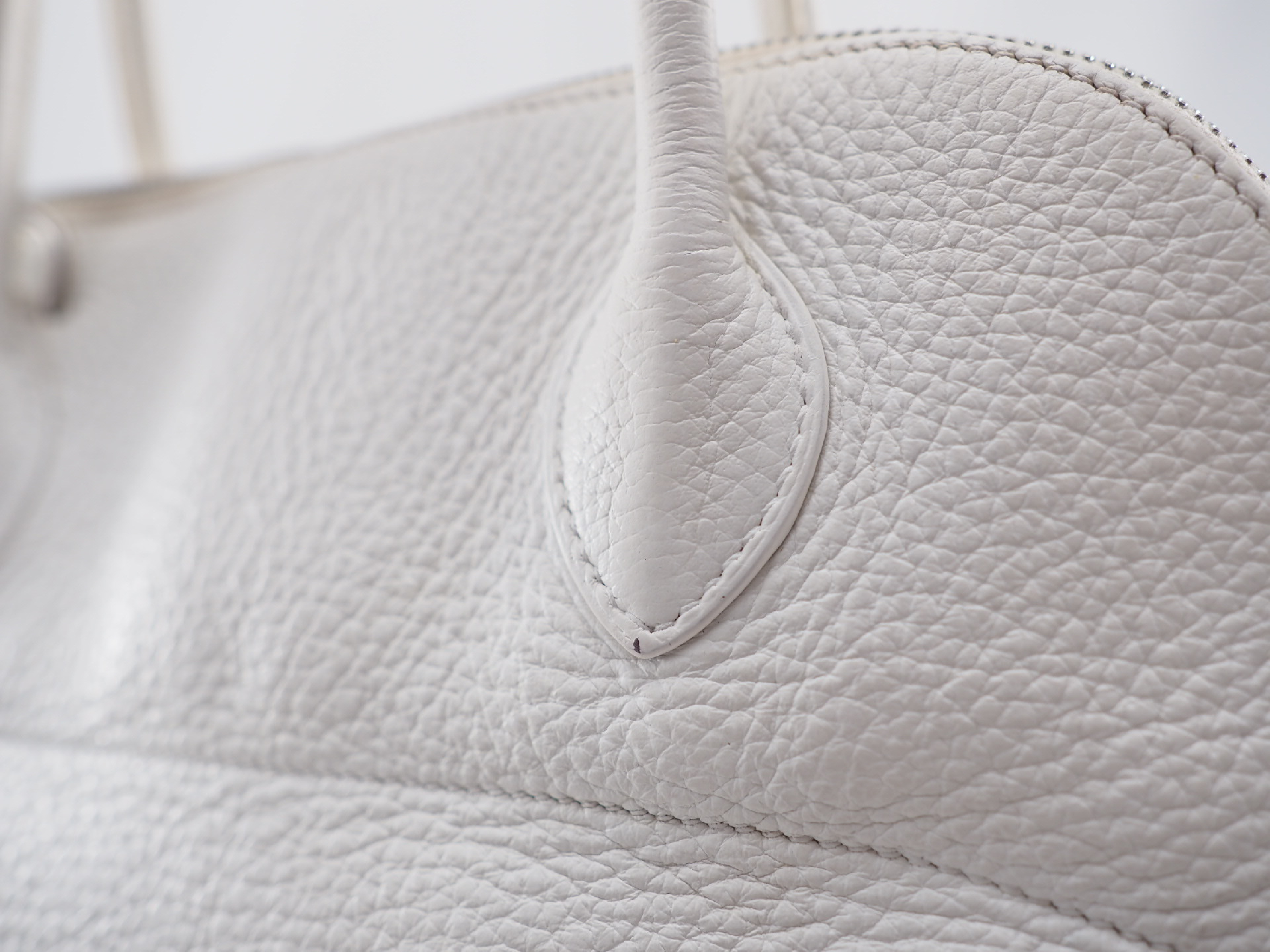 Bolide 31 White Handbag with Silver Hardware — view 7