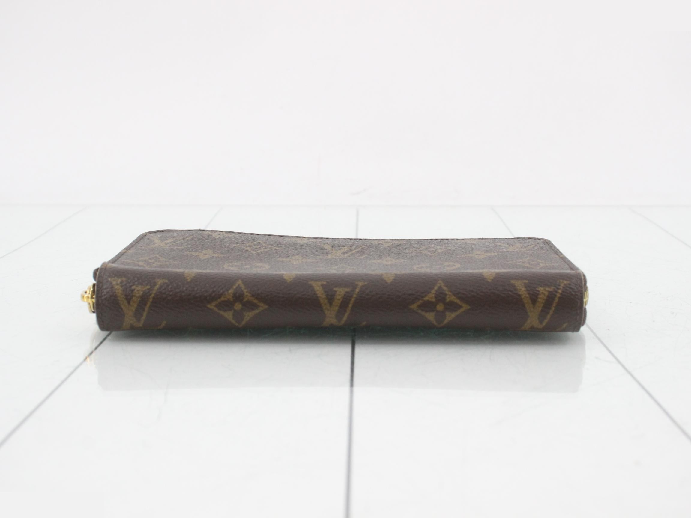 Zippy Wallet Rose Ballerine Long Wallet — view 3