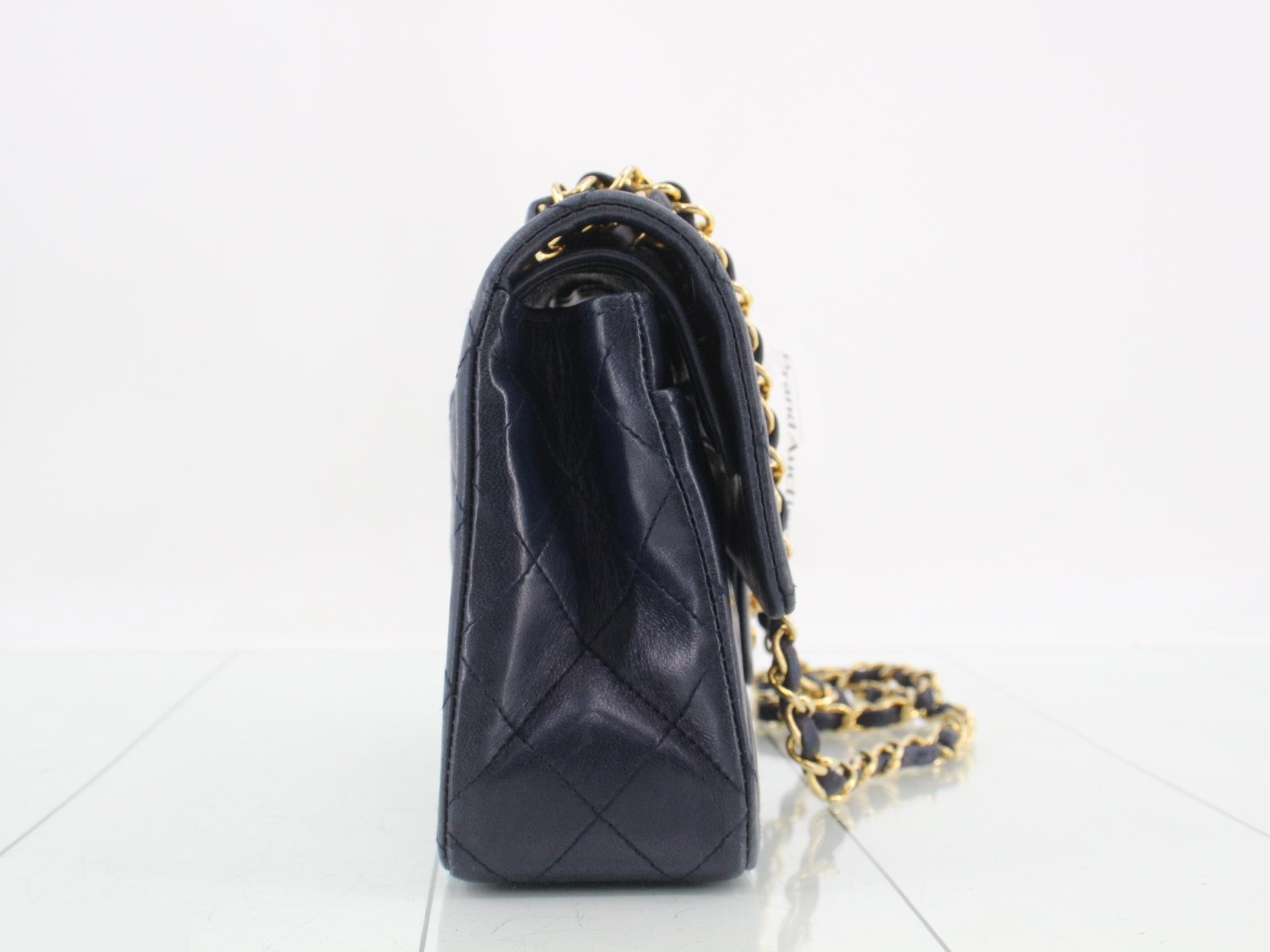 Matelassé (bag) - Shoulder bag — view 4