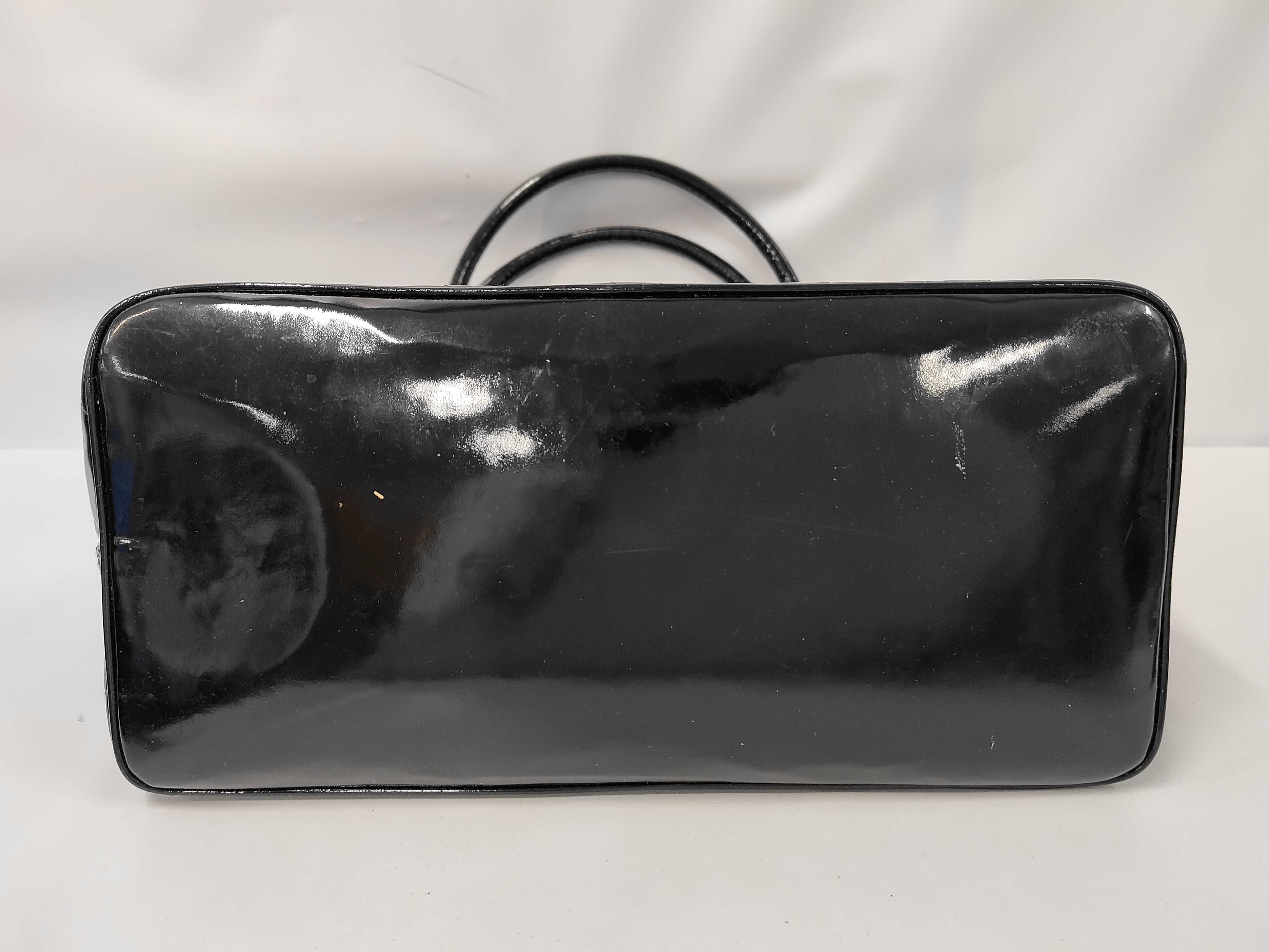 Matelassé / 7728809 / Handbag / Enamel Handbag — view 3
