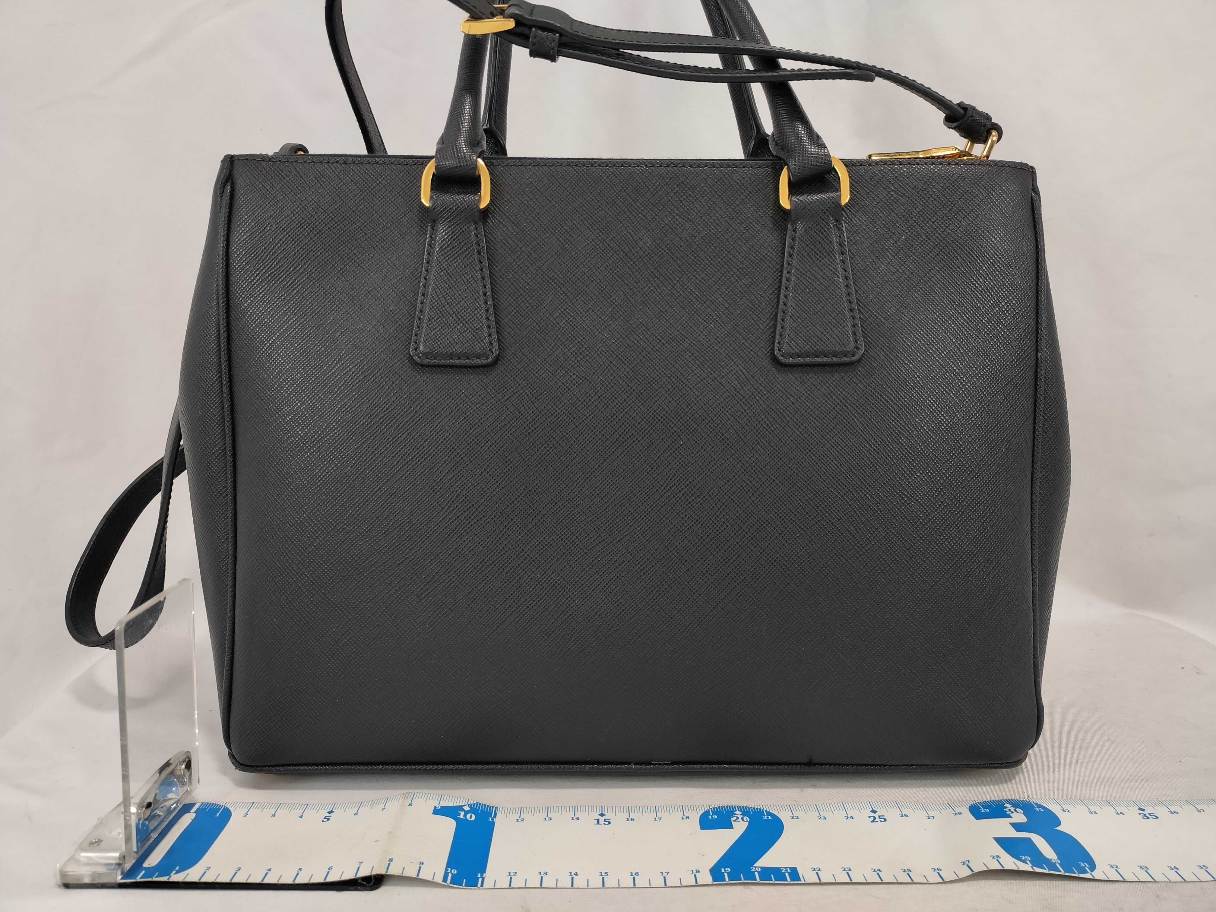 Saffiano Lux Galleria Leather 2-Way Handbag, Black, 1BA274 (Handbag) — view 2