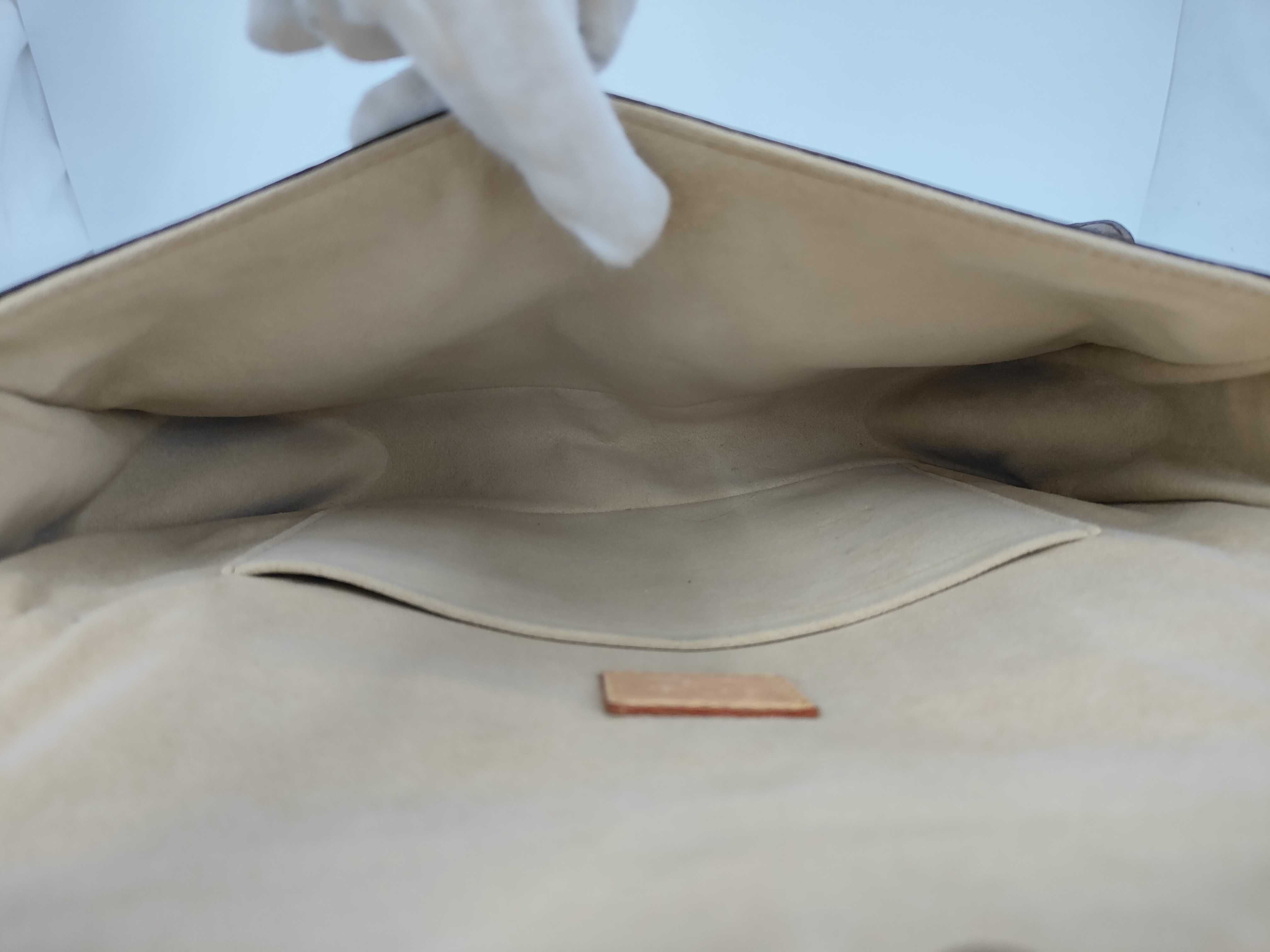 Hudson Shoulder Bag Monogram M40027 — view 9