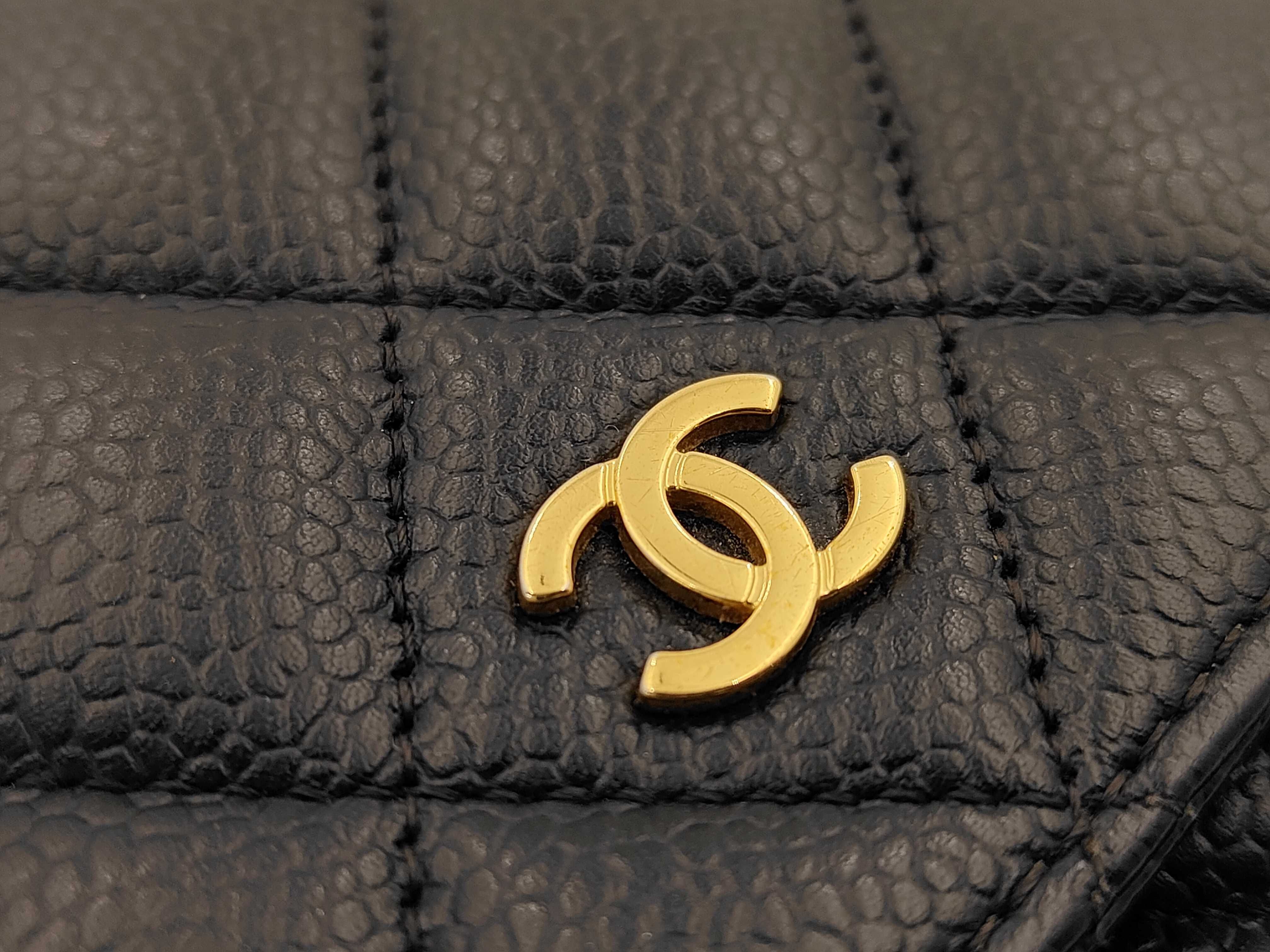 Matelassé Chain Wallet, Caviar Leather, Series 26 (26332673), Black Shoulder Bag — view 14