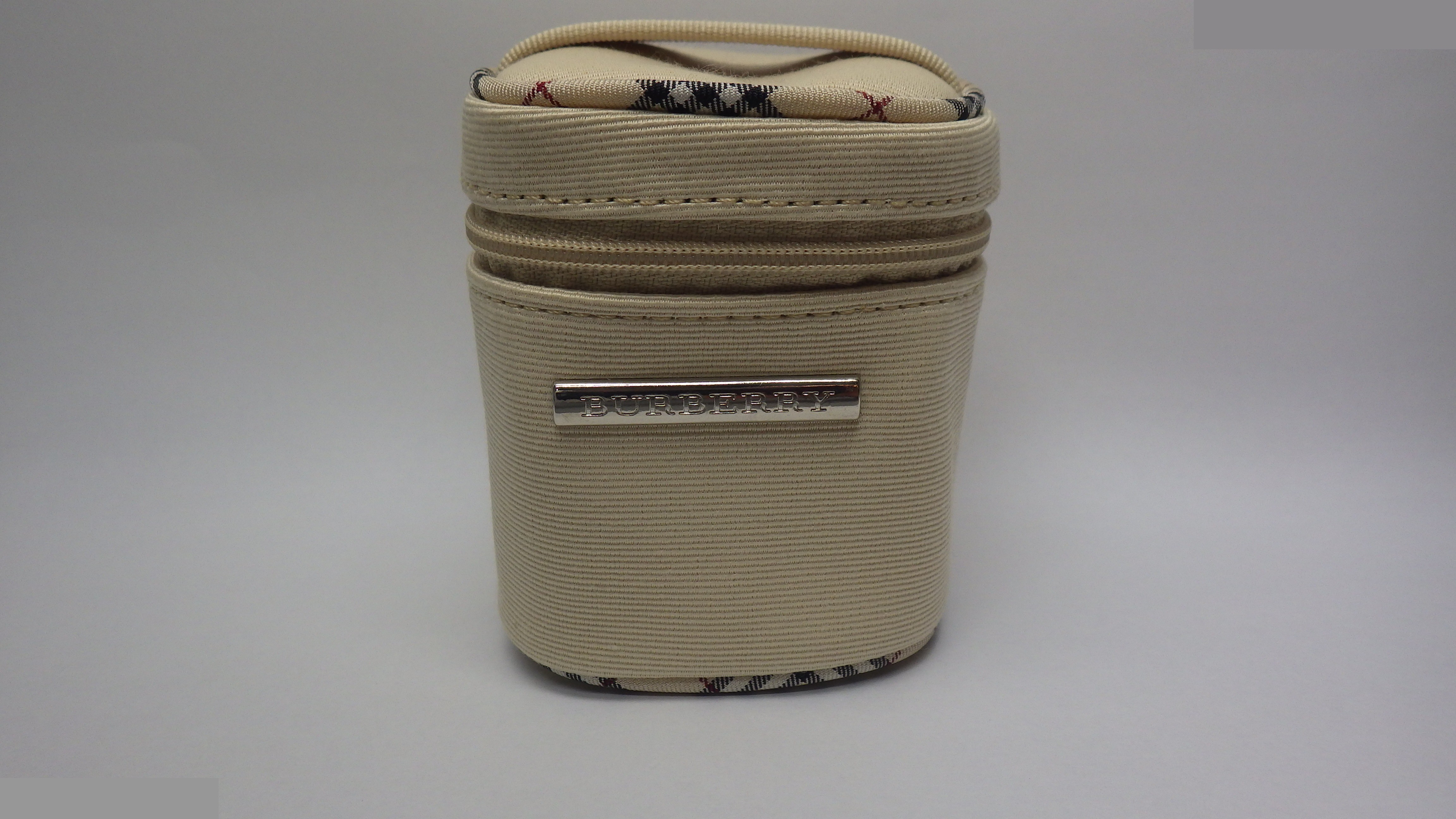 Mini pouch