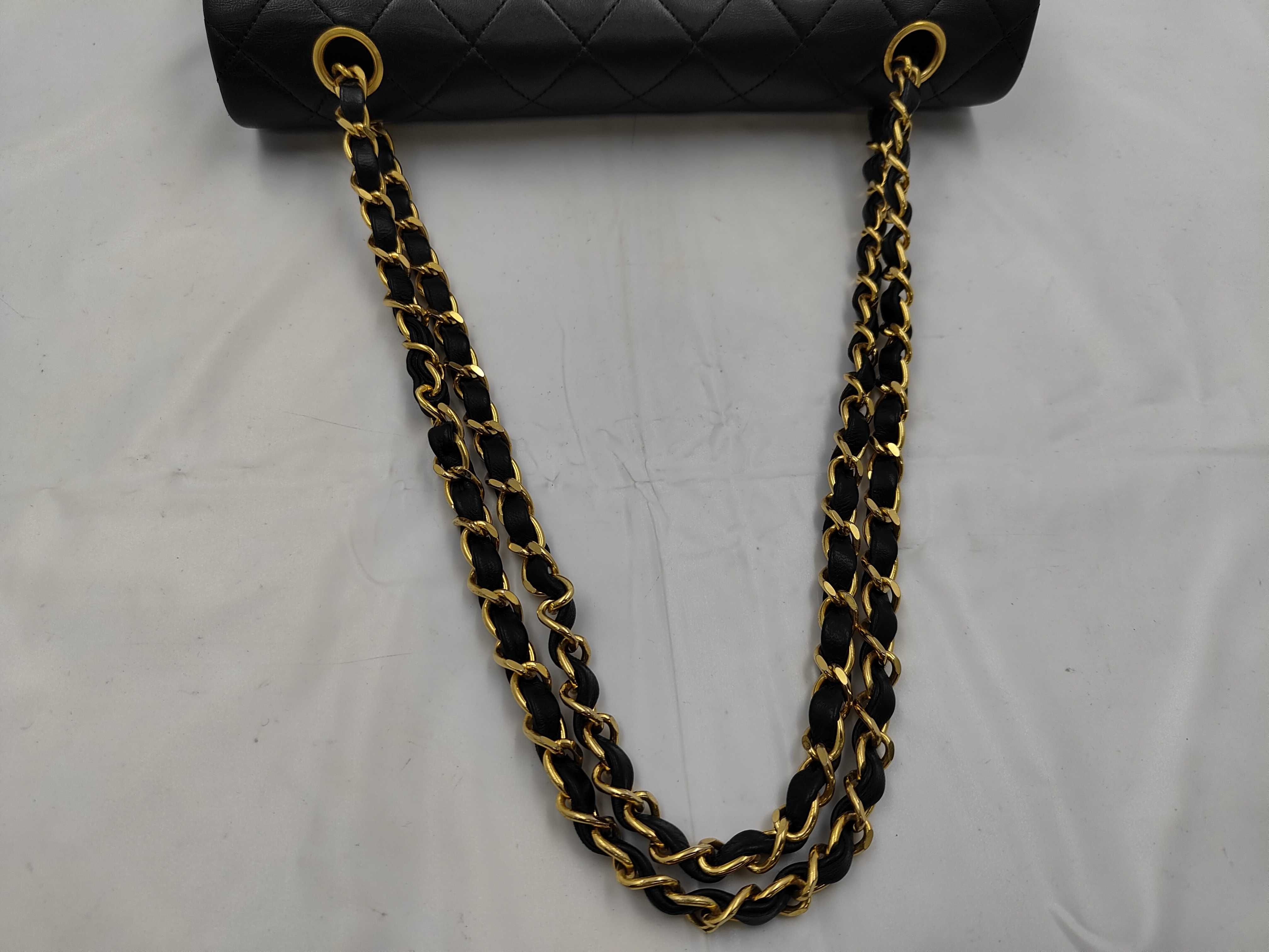 Shoulder Bag A01112 Double Flap Matelassé with Boutique Seal, Item No. 1 — view 3