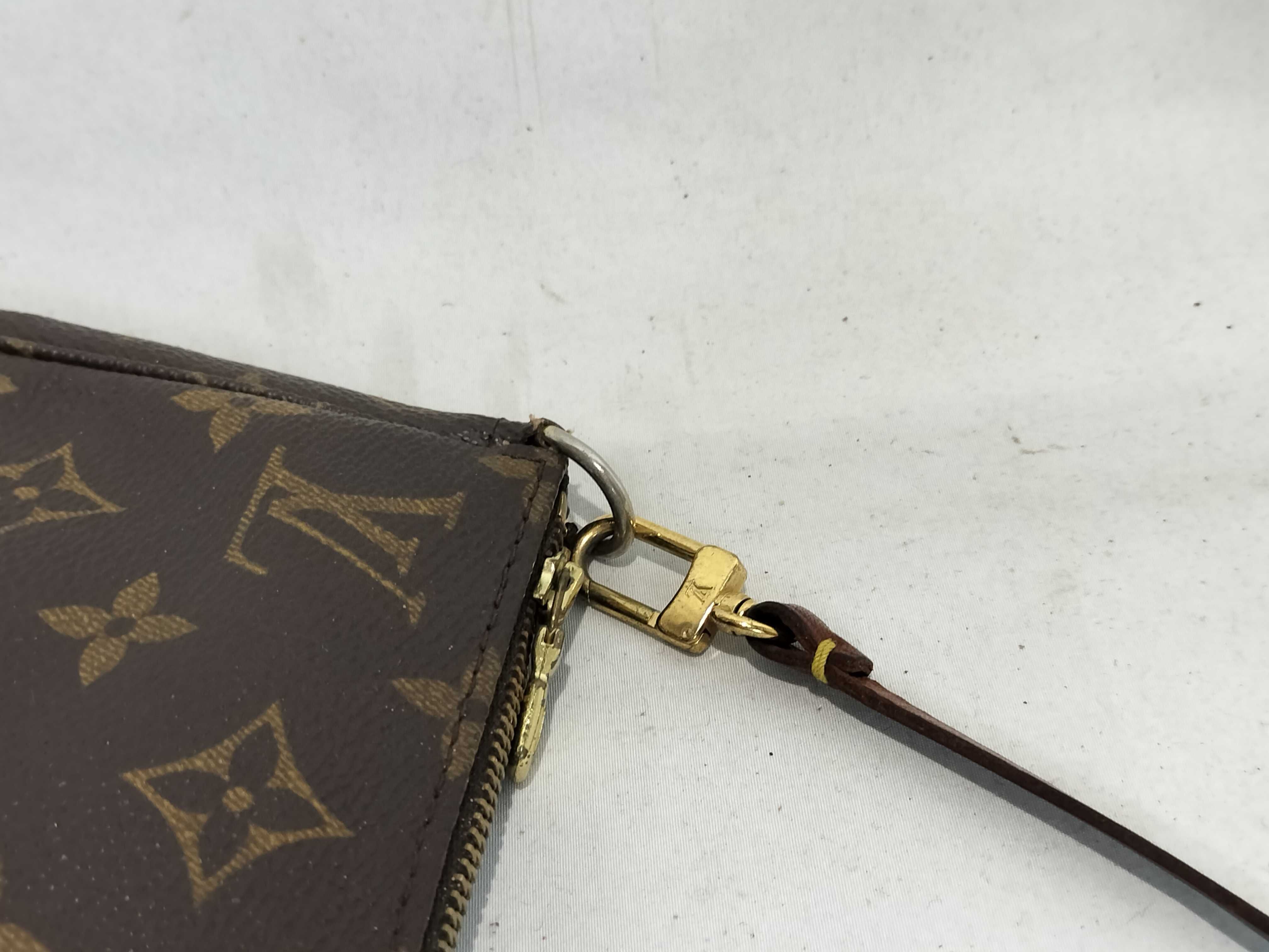 Monogram Pochette Accessoires M51980 Handbag — view 5