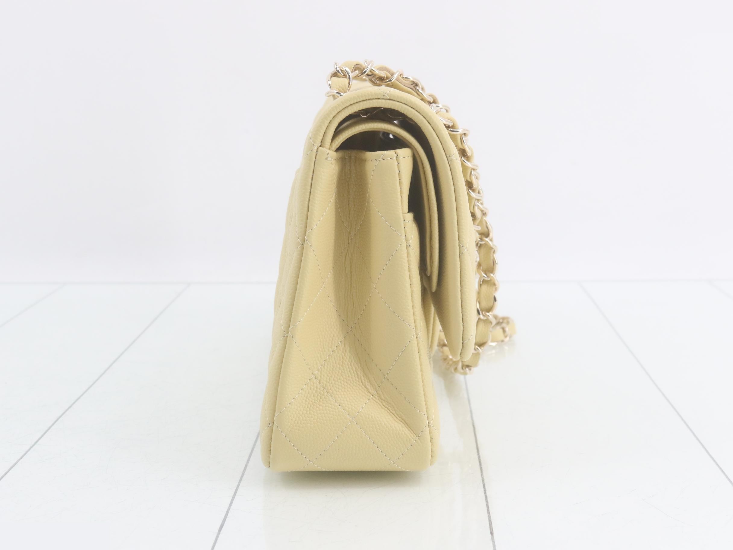 Matelassé (bag) - Shoulder bag — view 4