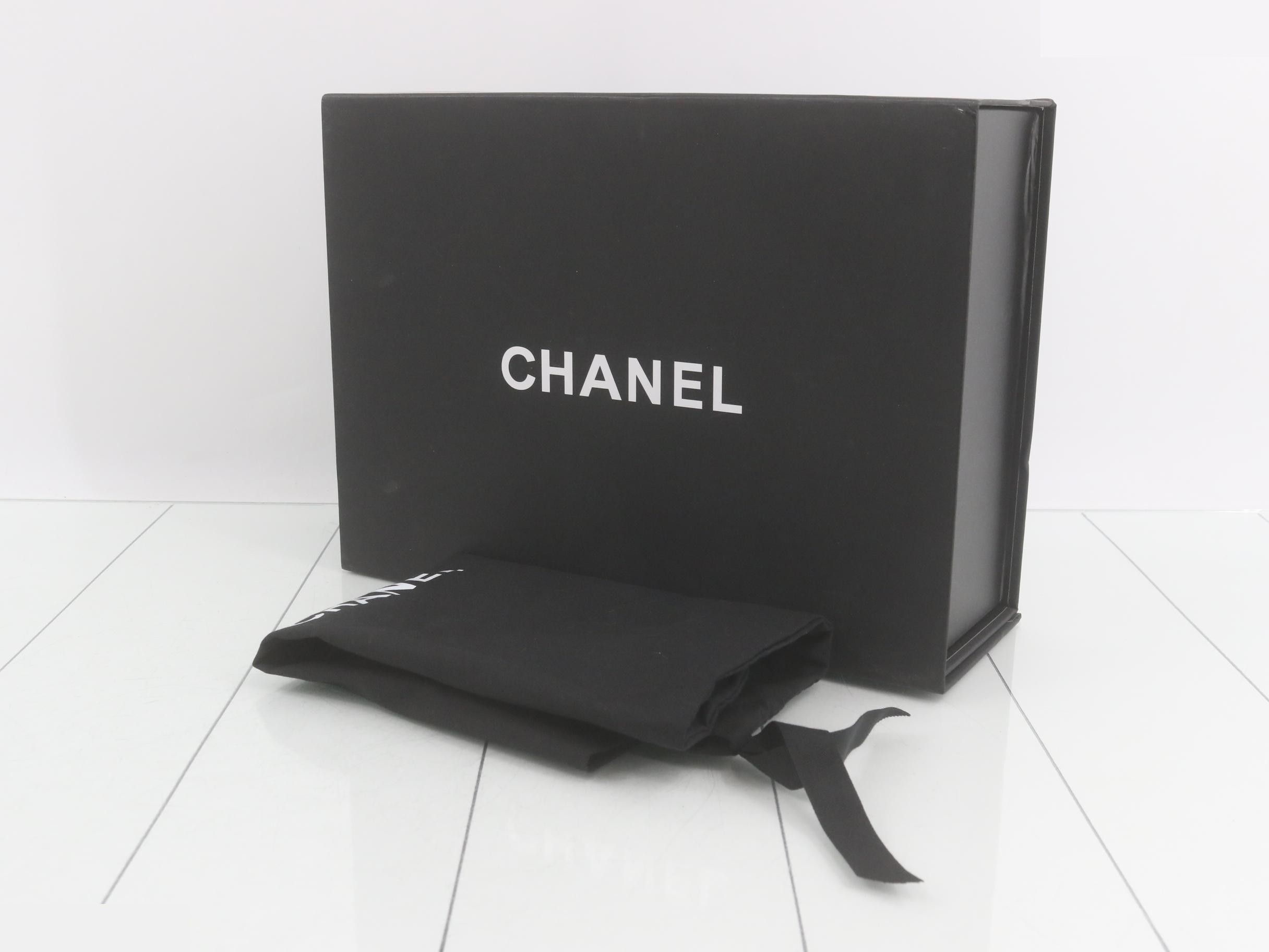 Matelassé (bag) - Shoulder bag — view 7