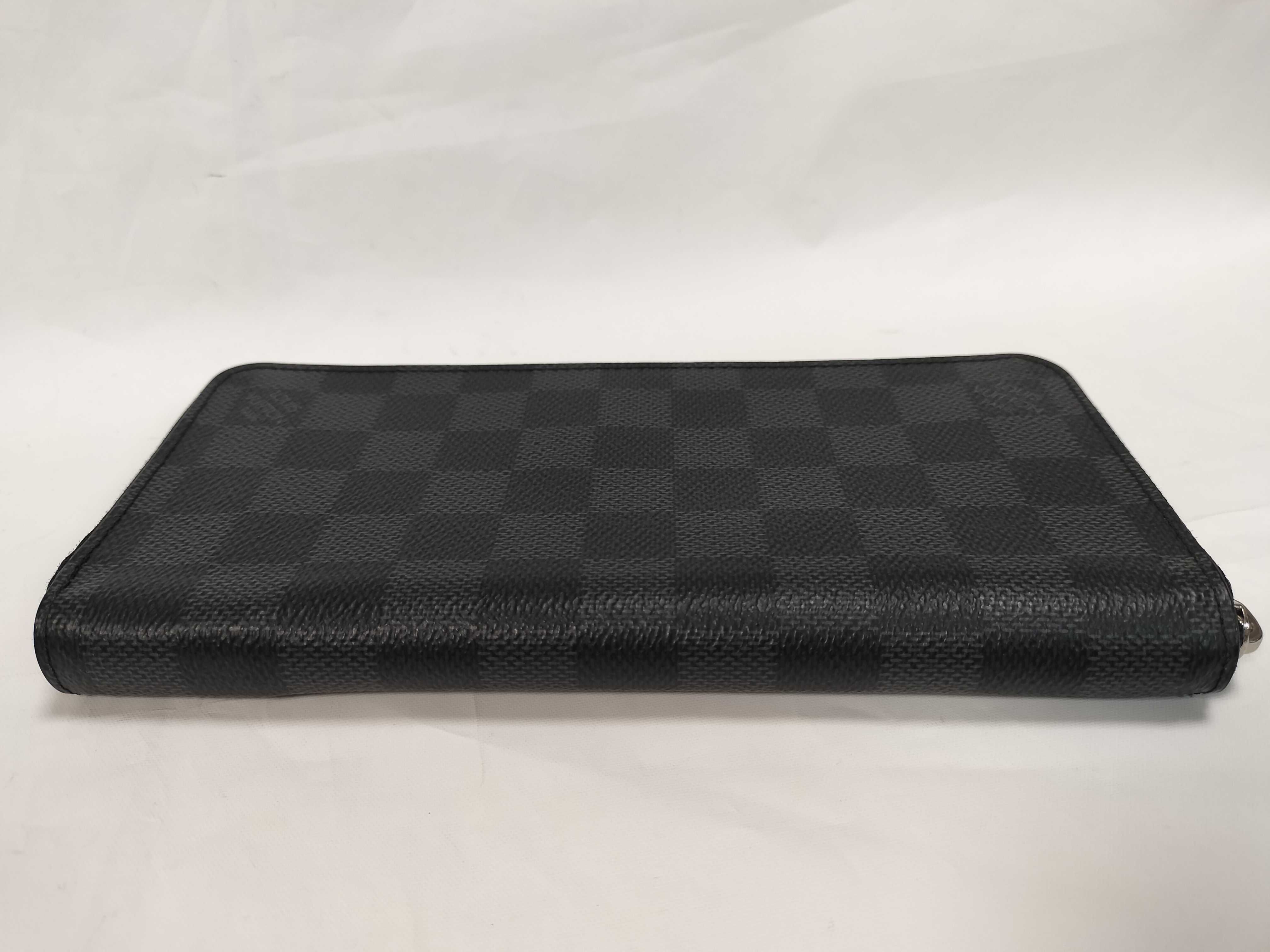 Damier Graphite Vertical Wallet — view 5